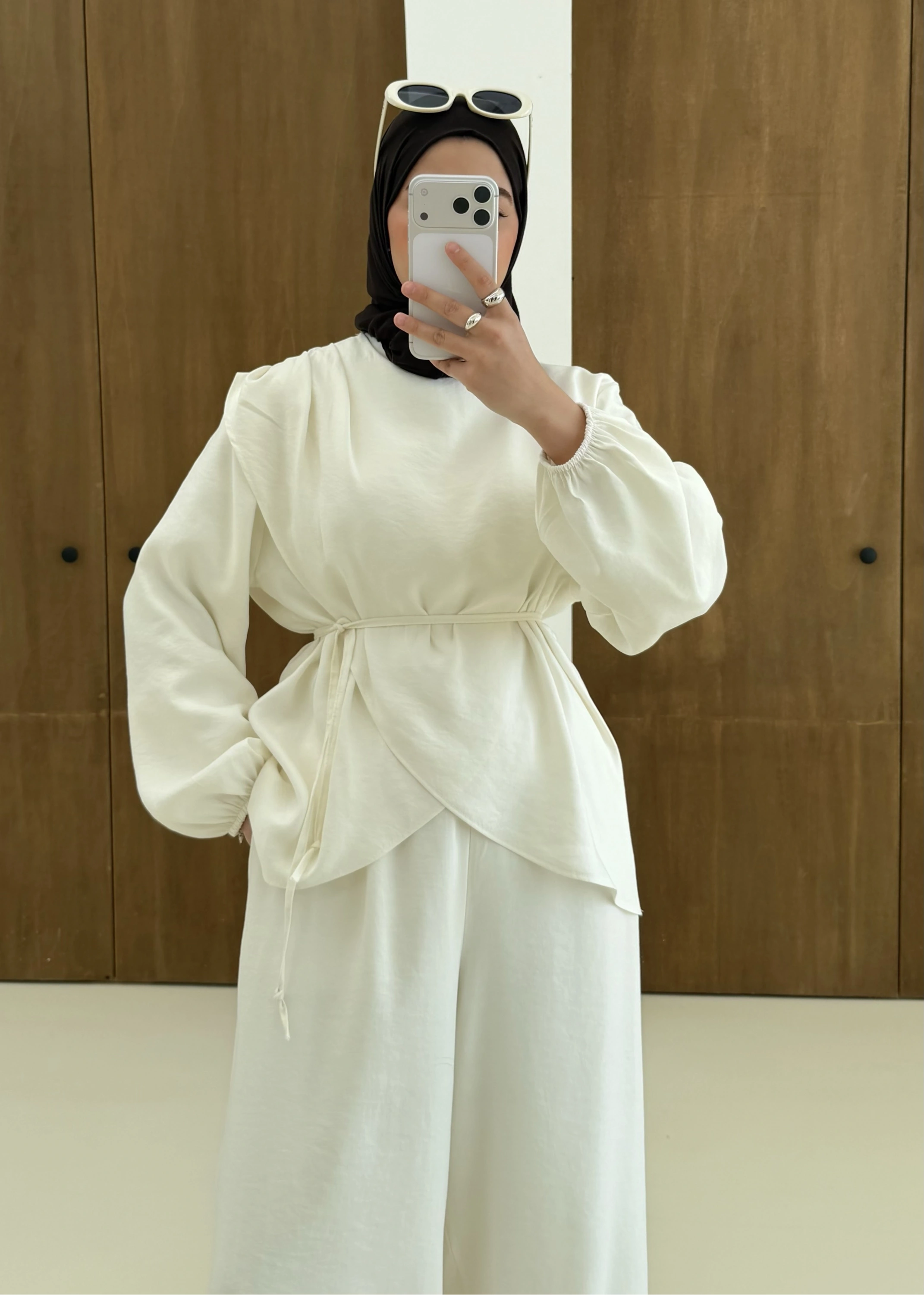 9118 ÇAPRAZ KAPAMALI TAKIM EKRU