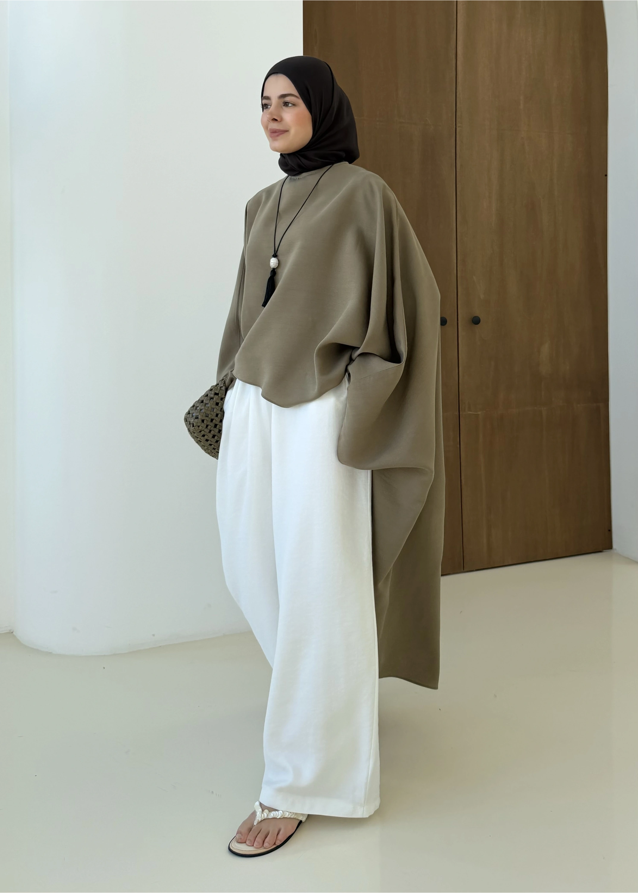 7147 ARABİK ASİMETRİK ÜST ZEYTİN