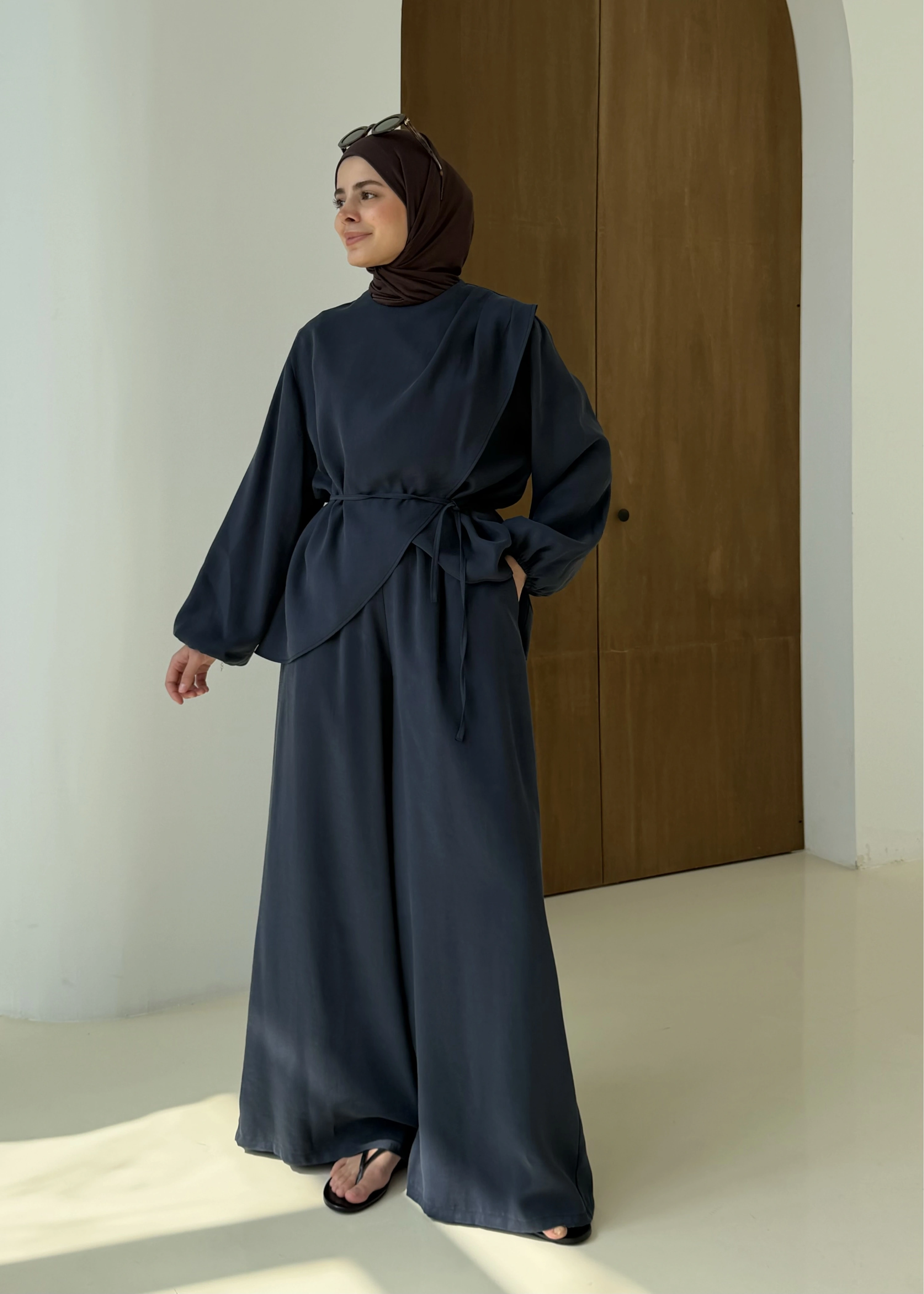 9118 ÇAPRAZ KAPAMALI TAKIM LACİVERT