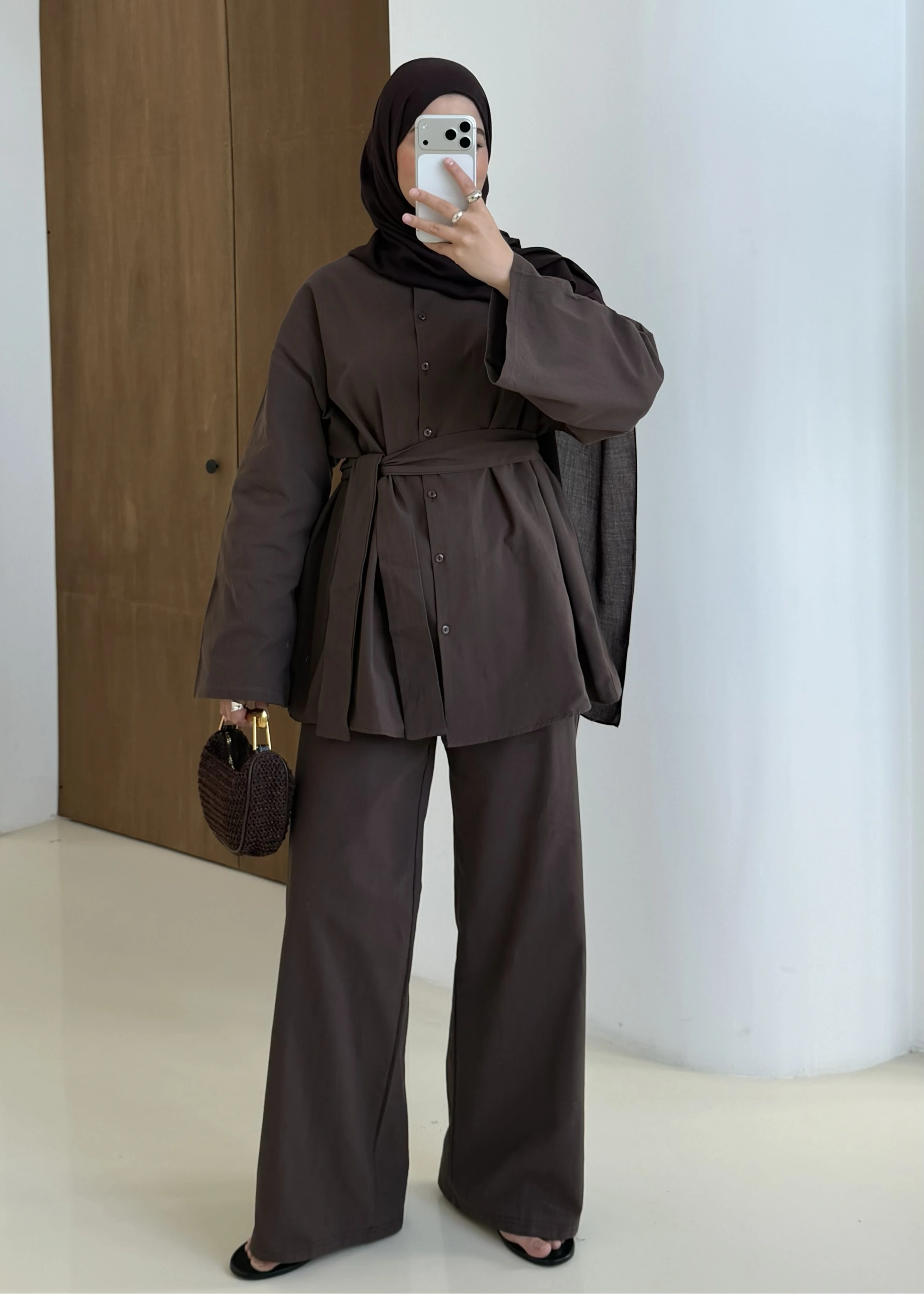 61870 KUŞAKLI KETEN TAKIM kahve