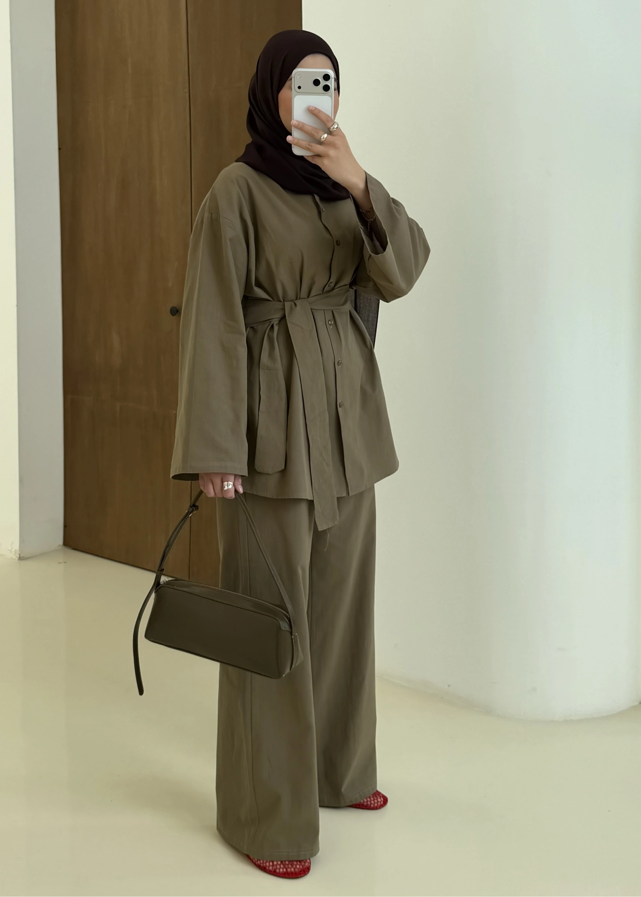 61870 KUŞAKLI KETEN TAKIM haki