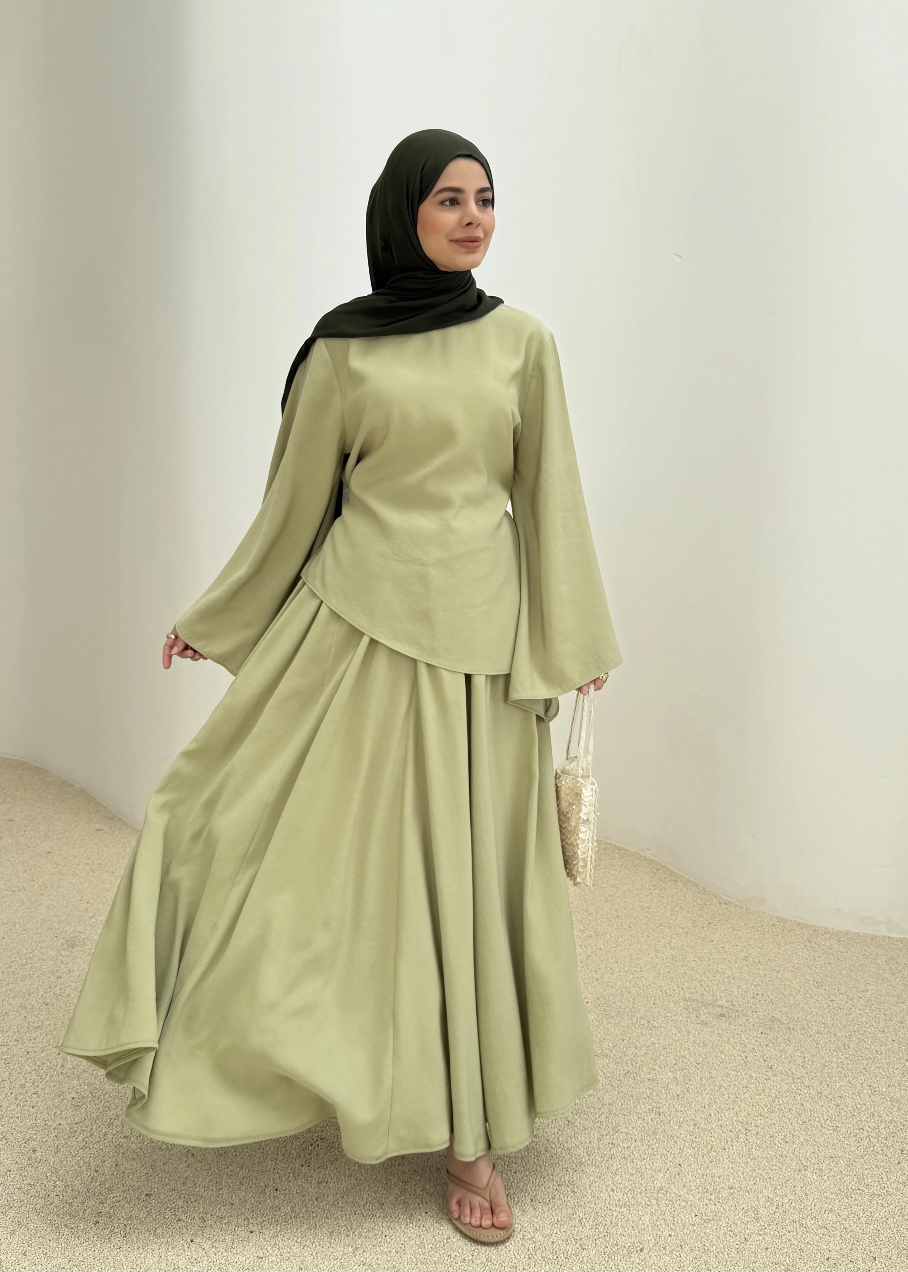 7146 İKİLİ ETEK TAKIM ÇAĞLA YEŞİL