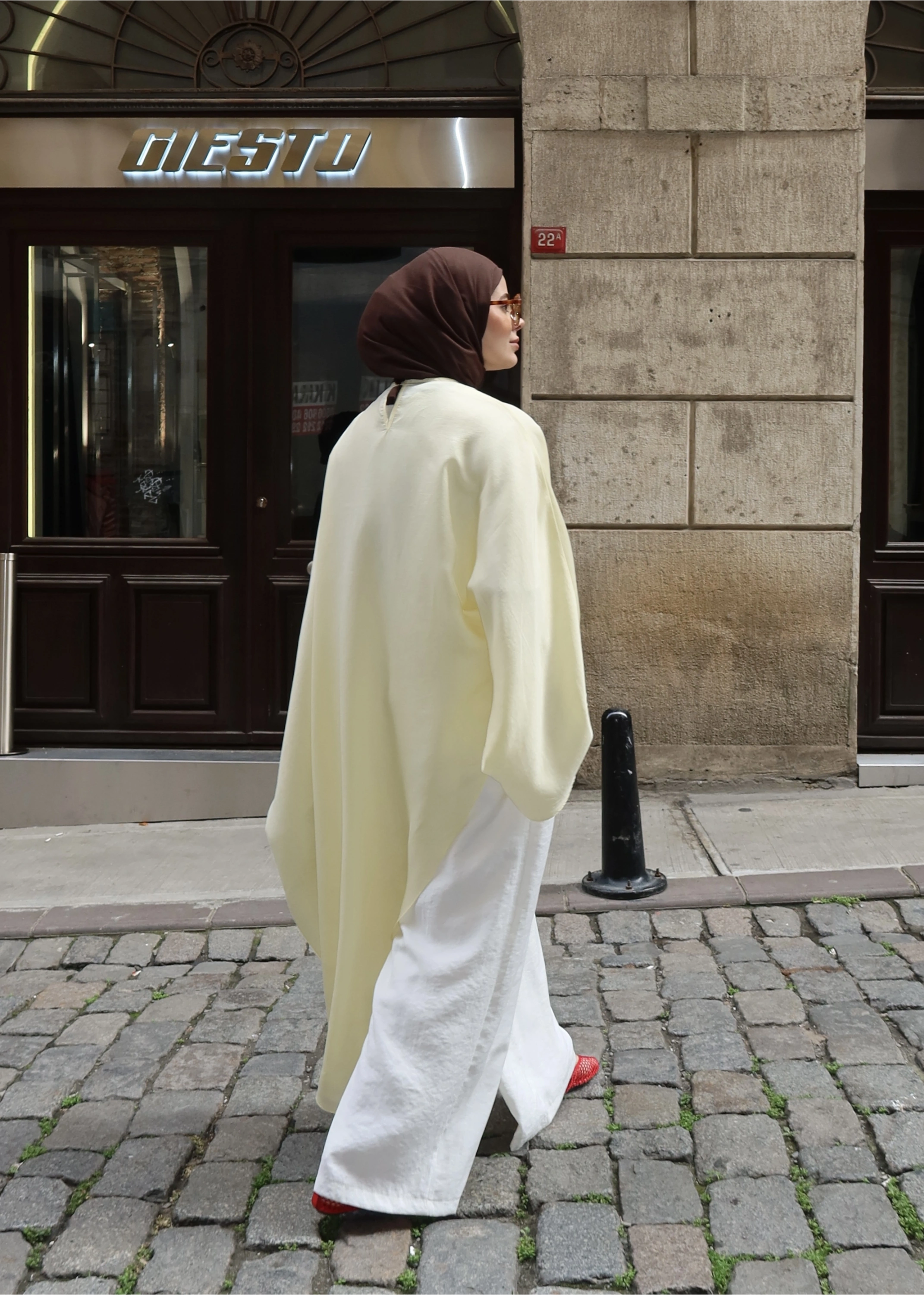 7147 ARABİK ASİMETRİK ÜST sarı