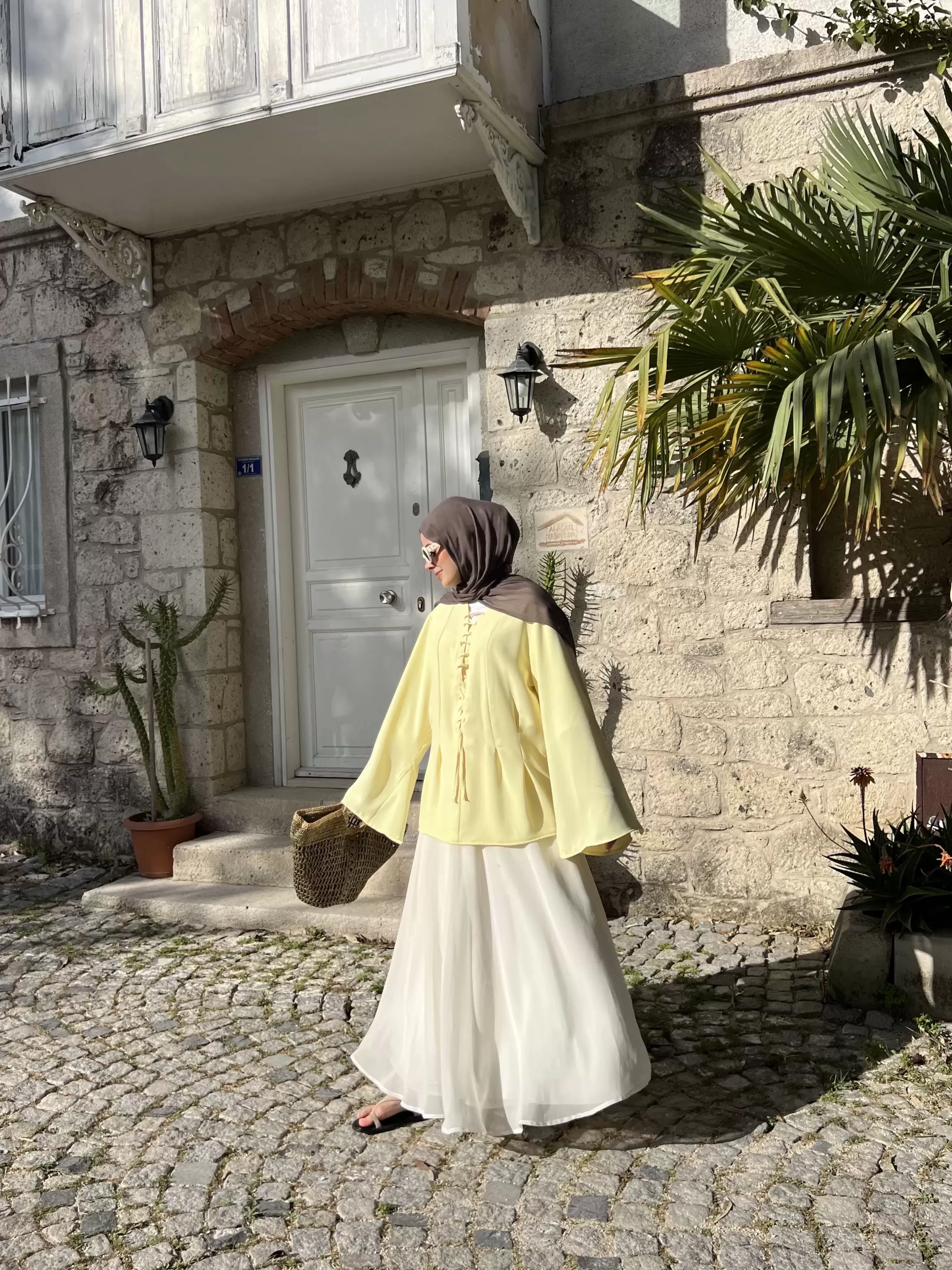 Astarlı ROYAL şifon etek ekrü