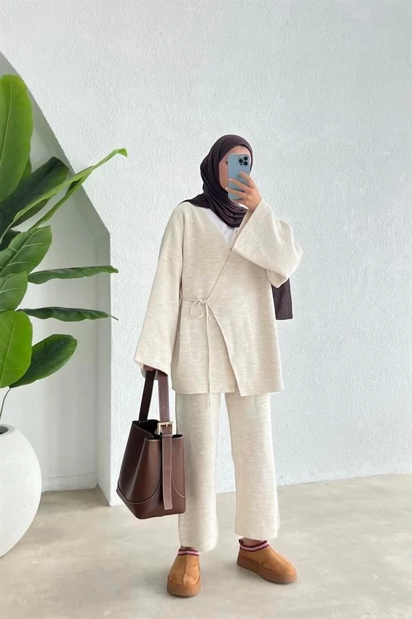 BAĞLAMALI LÜX KALİTE TRİKO TAKIM