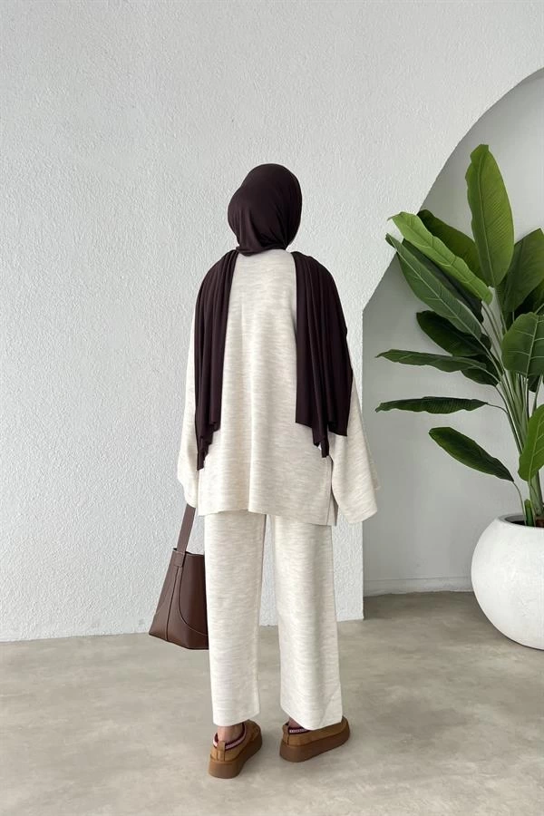 BAĞLAMALI LÜX KALİTE TRİKO TAKIM