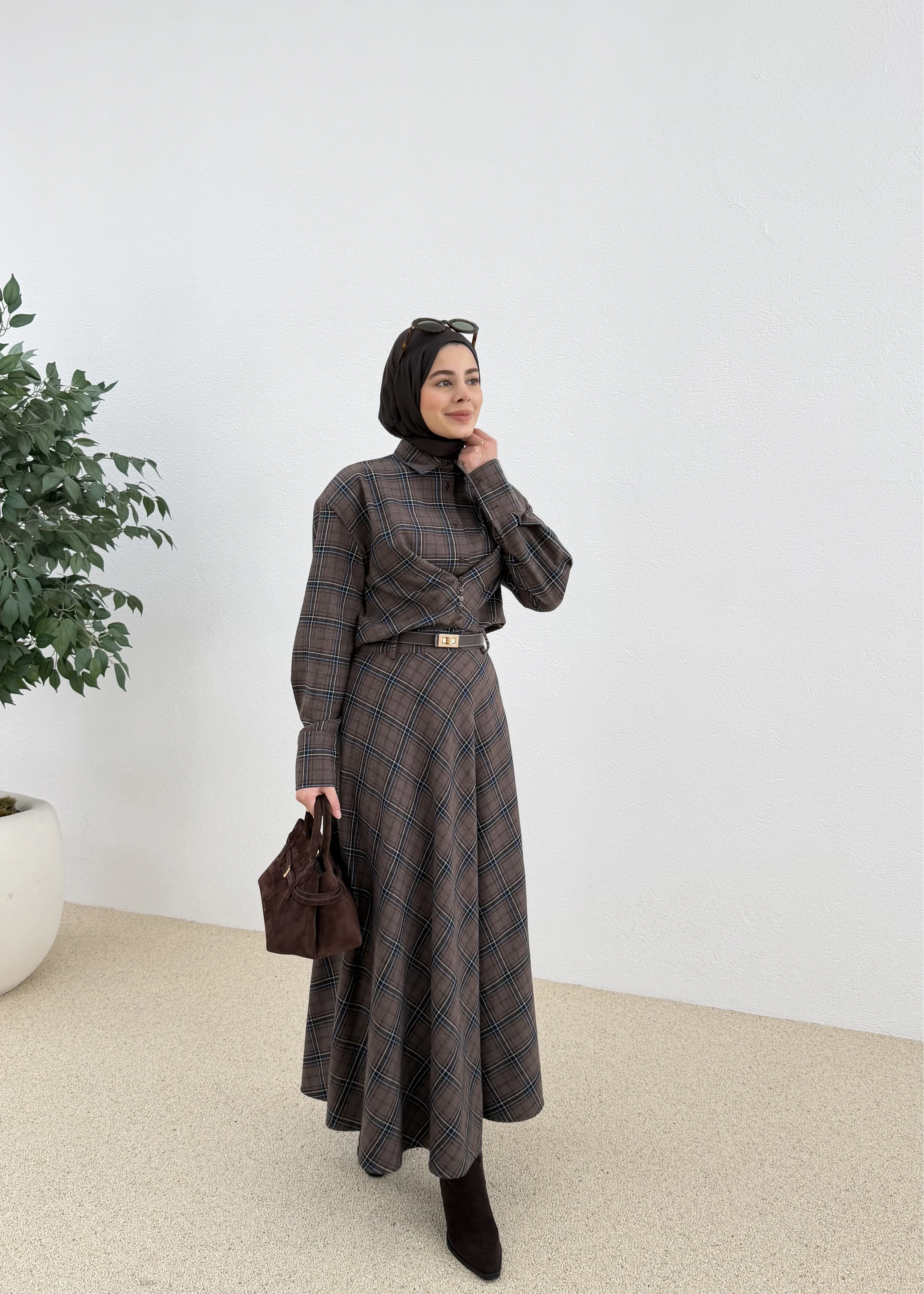 Bel oturmalı kışlık eteklı TAKIM