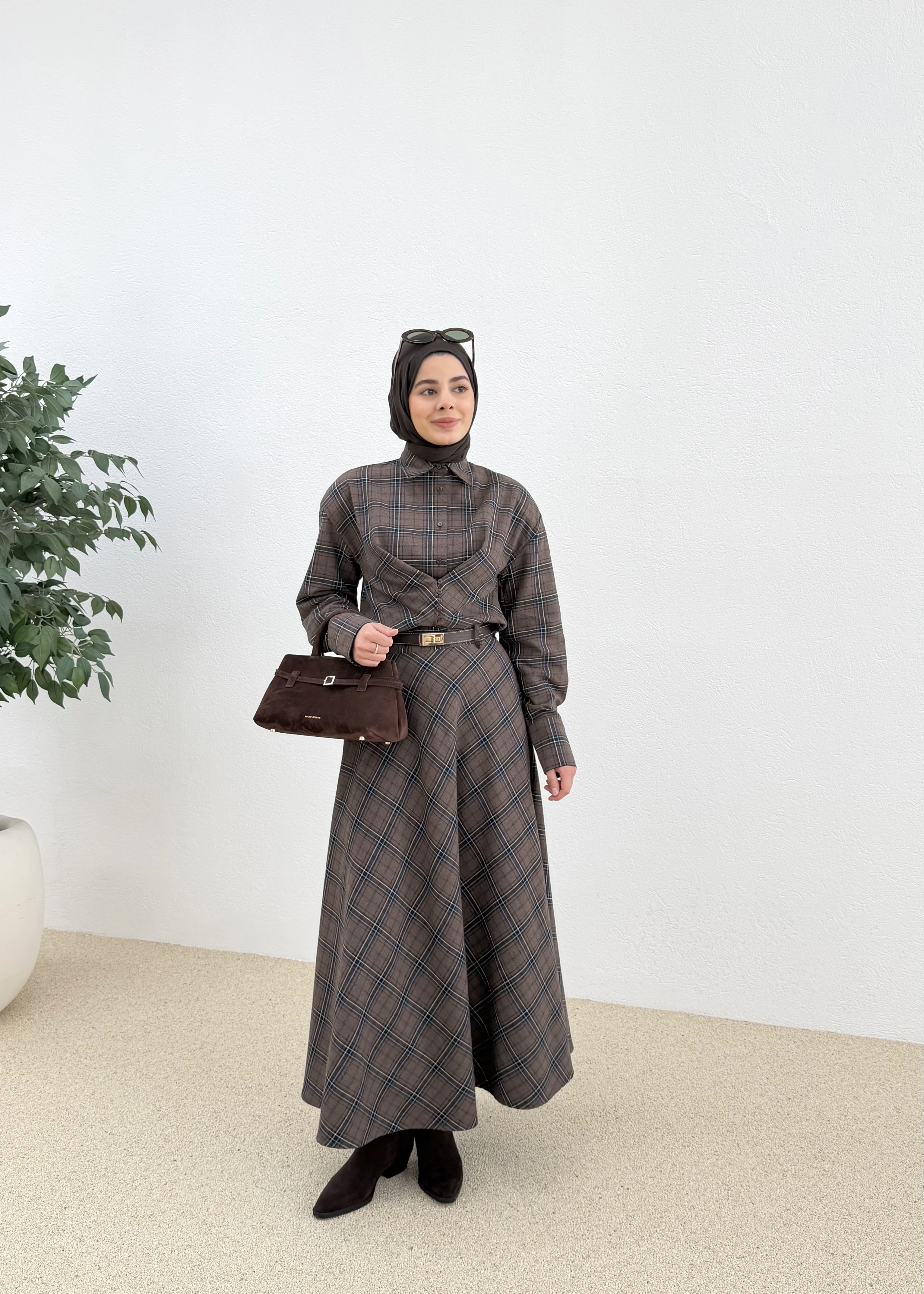 Bel oturmalı kışlık eteklı TAKIM