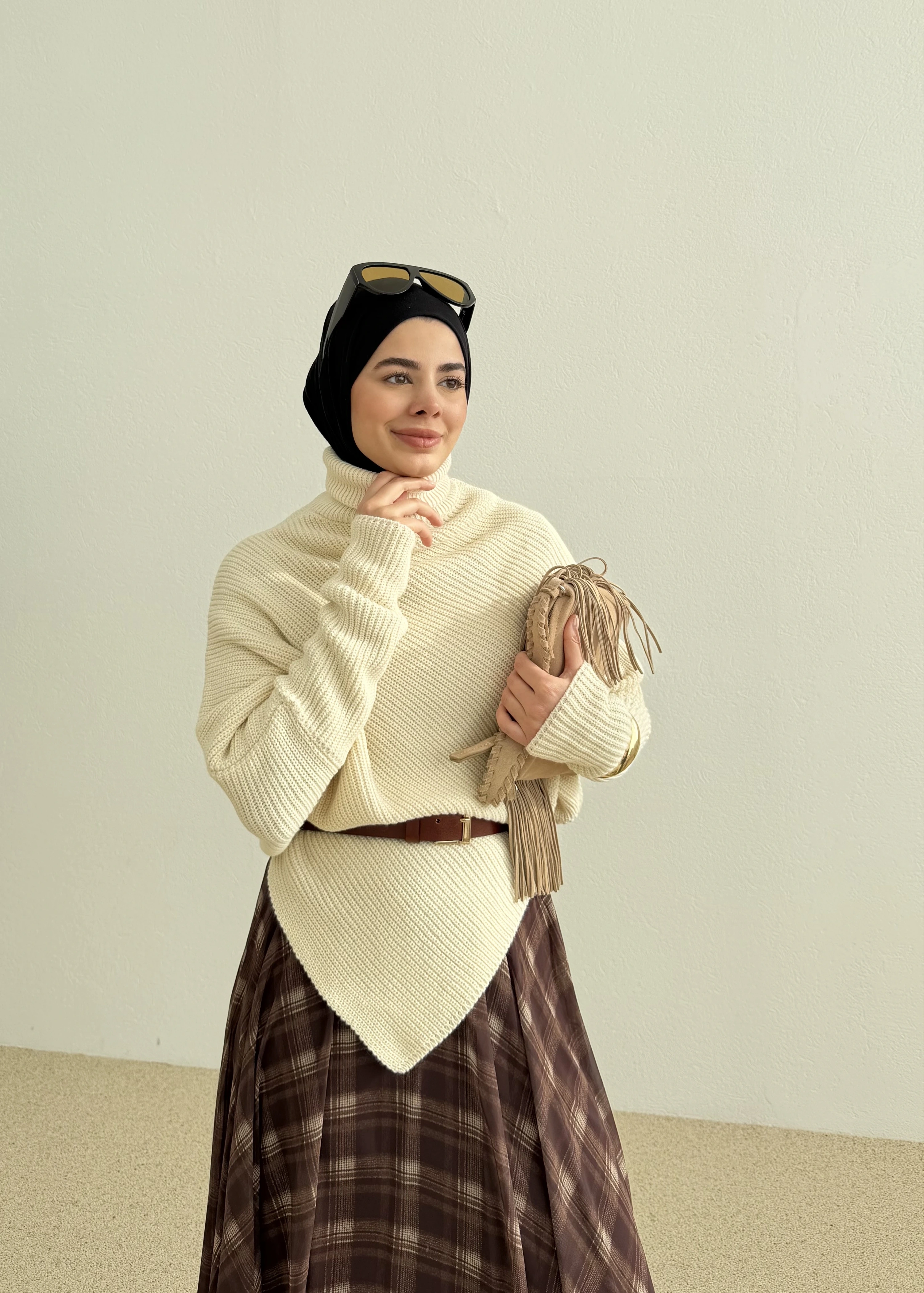 BOĞAZLI ASİMETERİK KAZAK EKRU