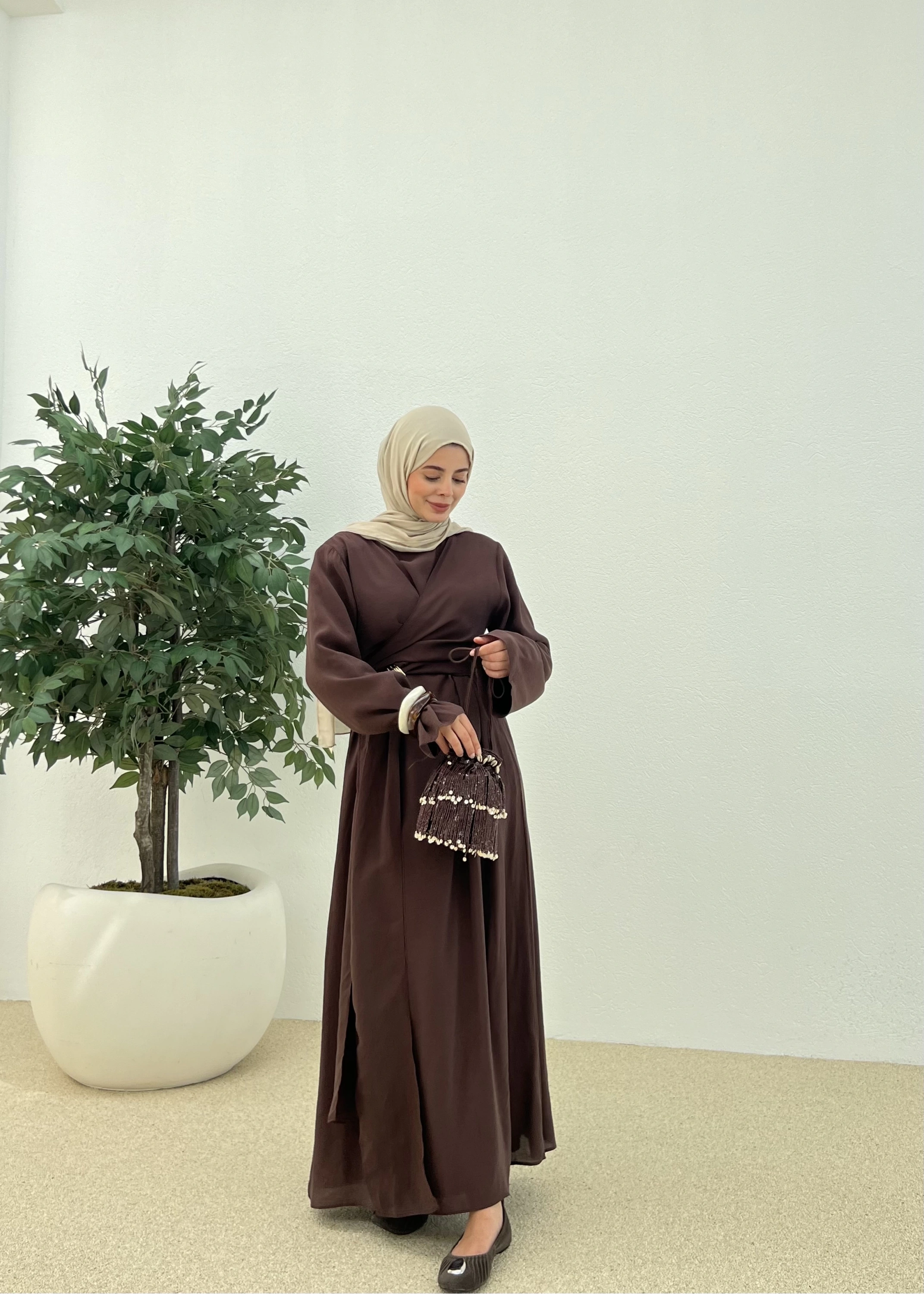 BROŞLU ARABİK ELBİSE kahve