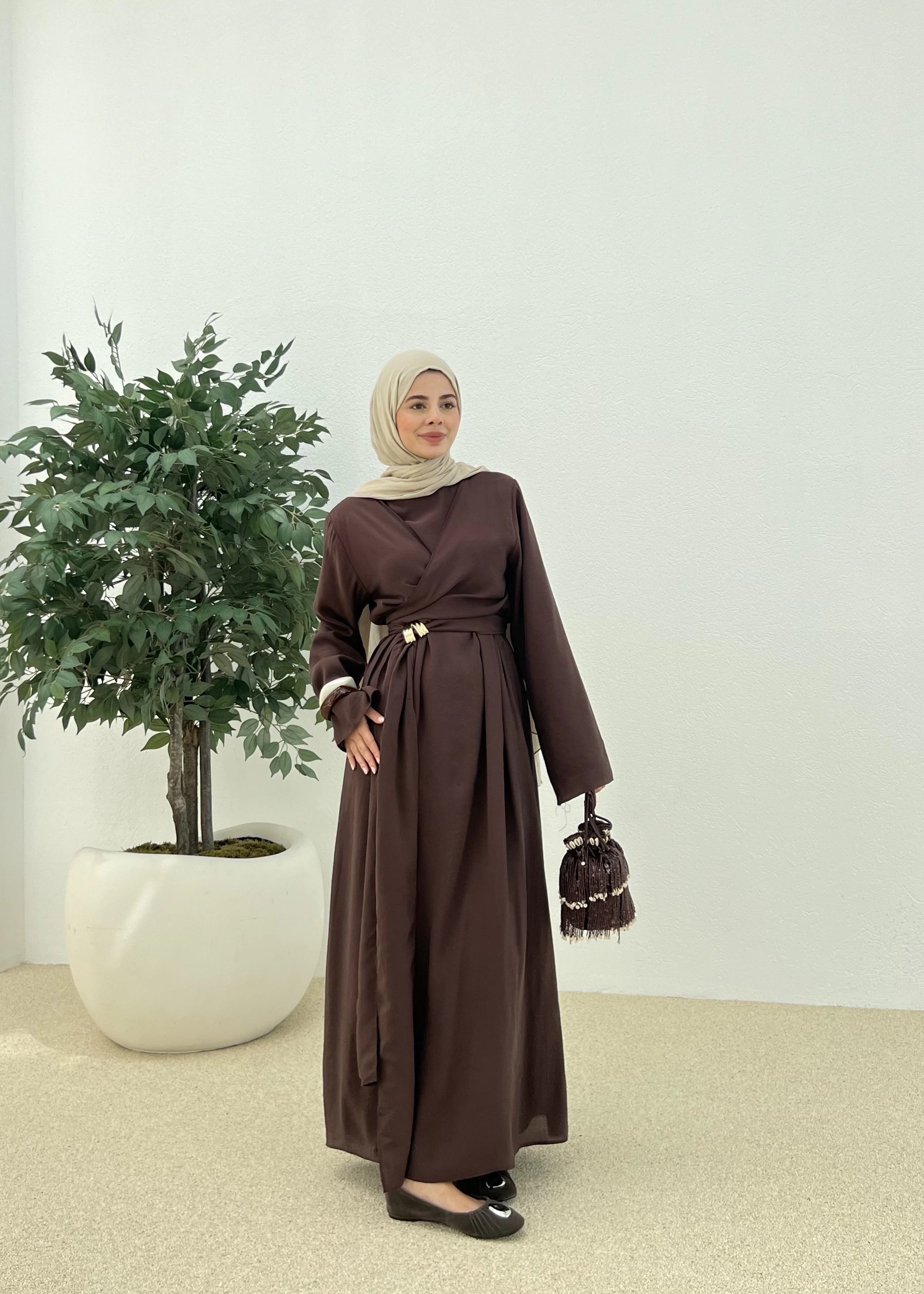 BROŞLU ARABİK ELBİSE kahve