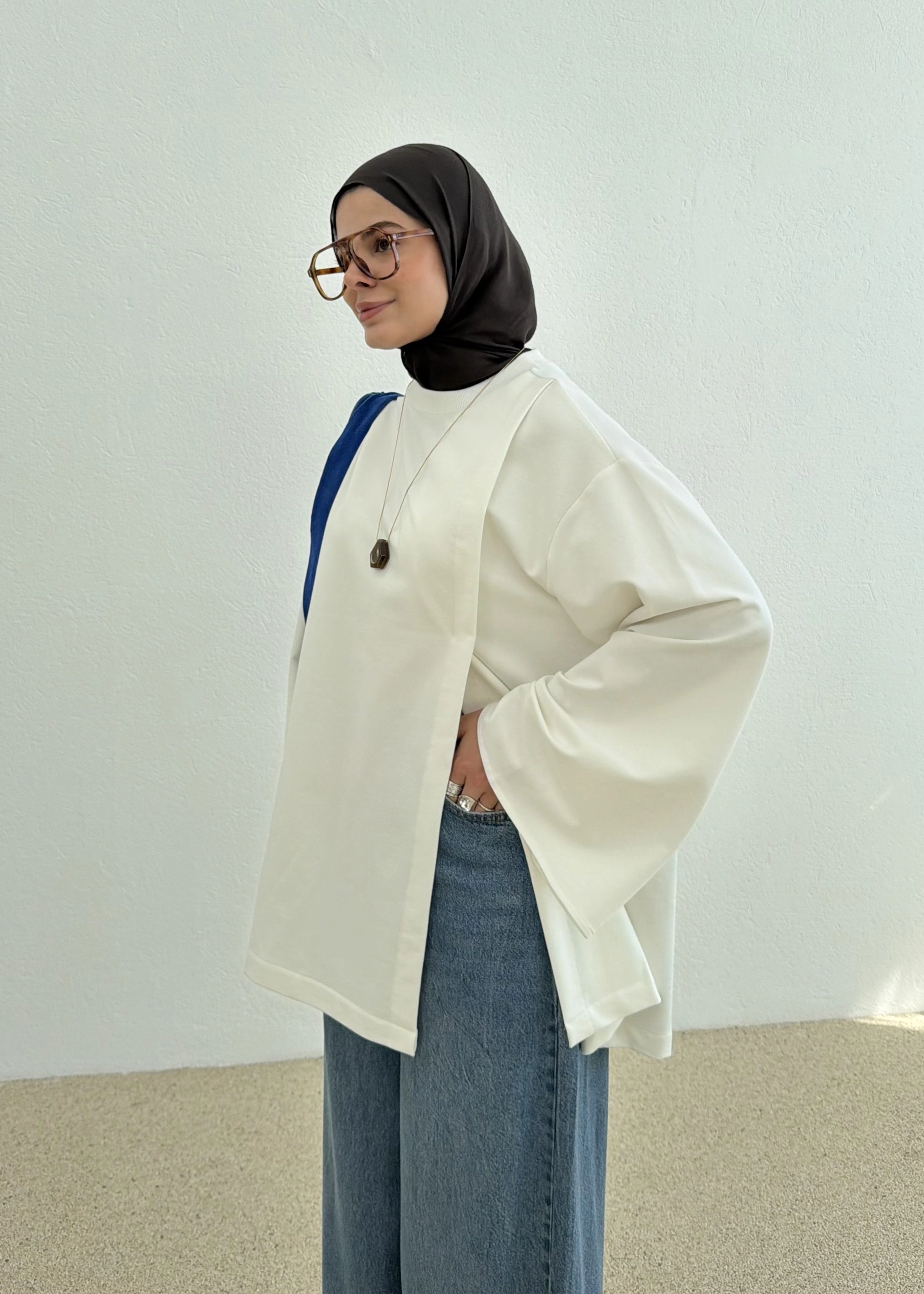 DERİN YIRTMAÇ SWEAT BLUZ beyaz