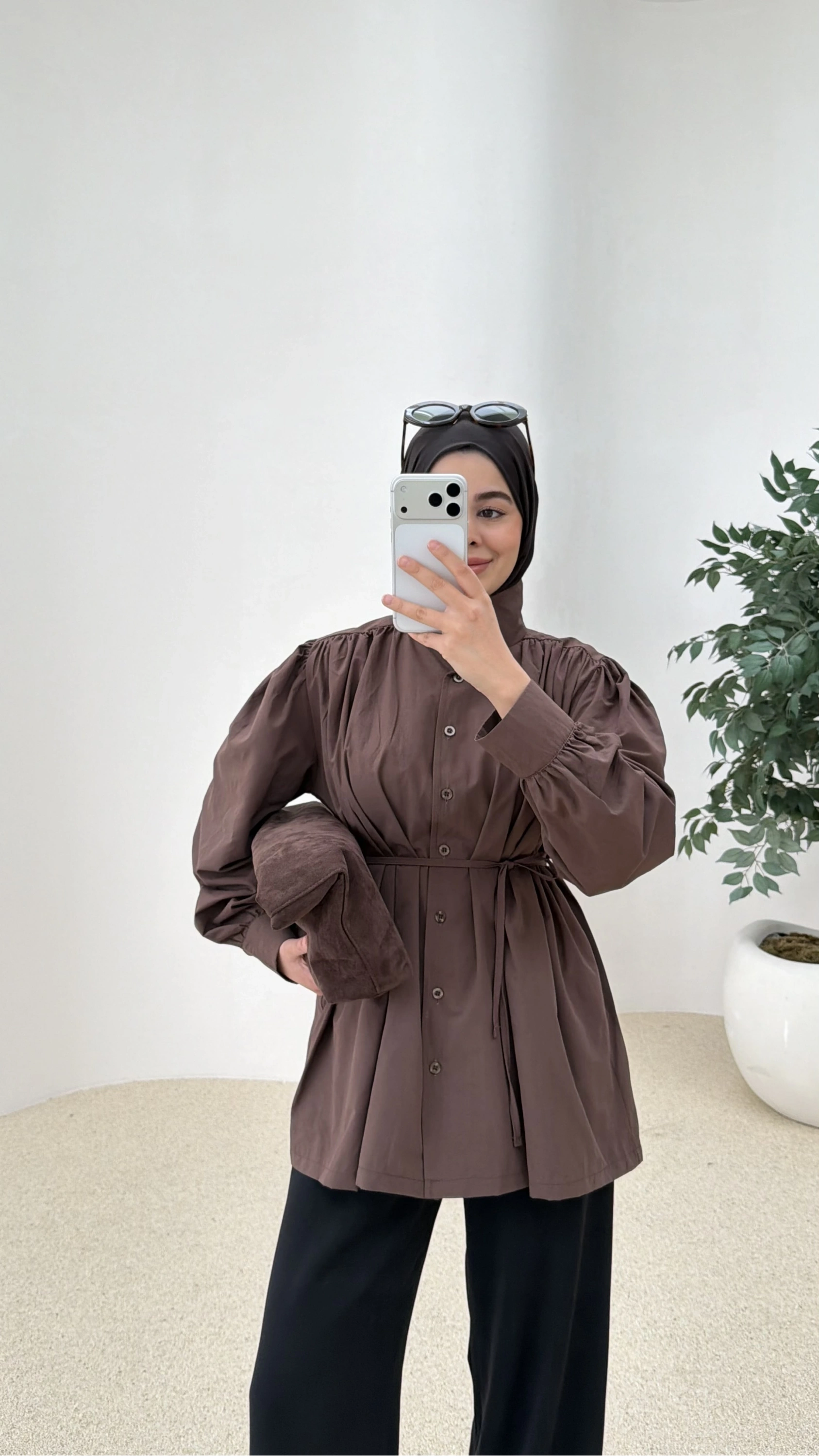 DİK YAKA GÖMLEK kahve