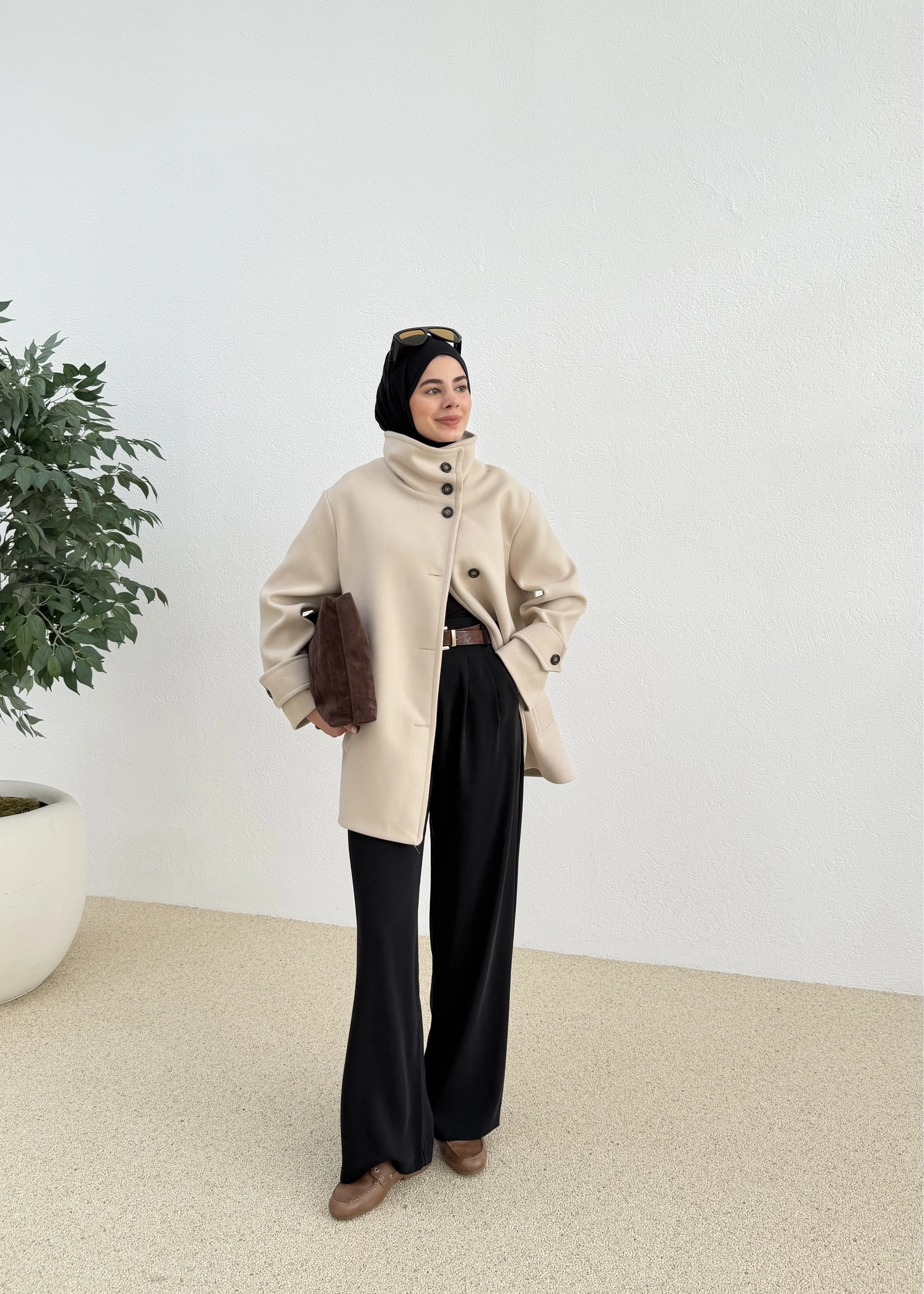 DİK YAKA KAŞE KABAN bej