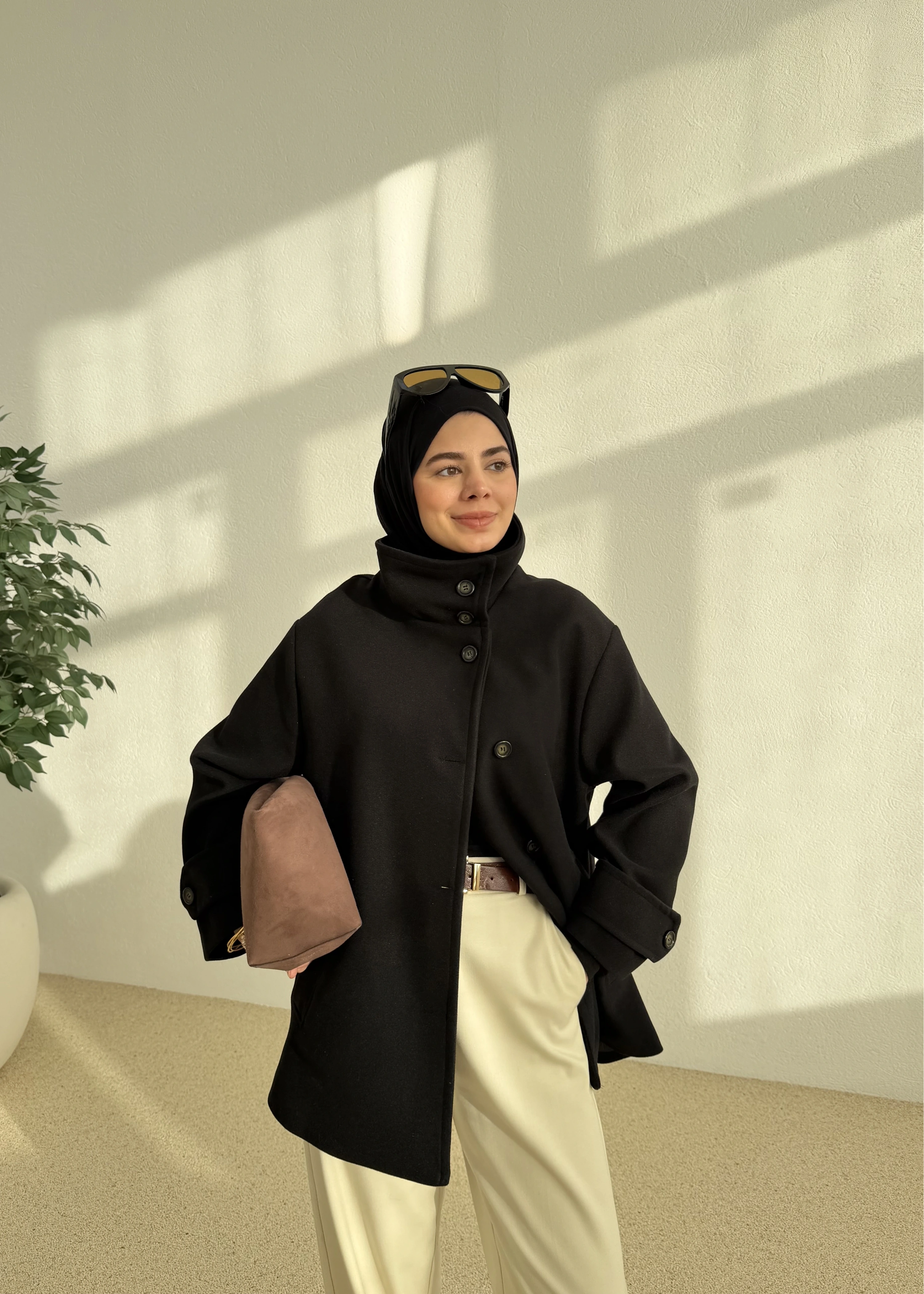 DİK YAKA KAŞE KABAN siyah