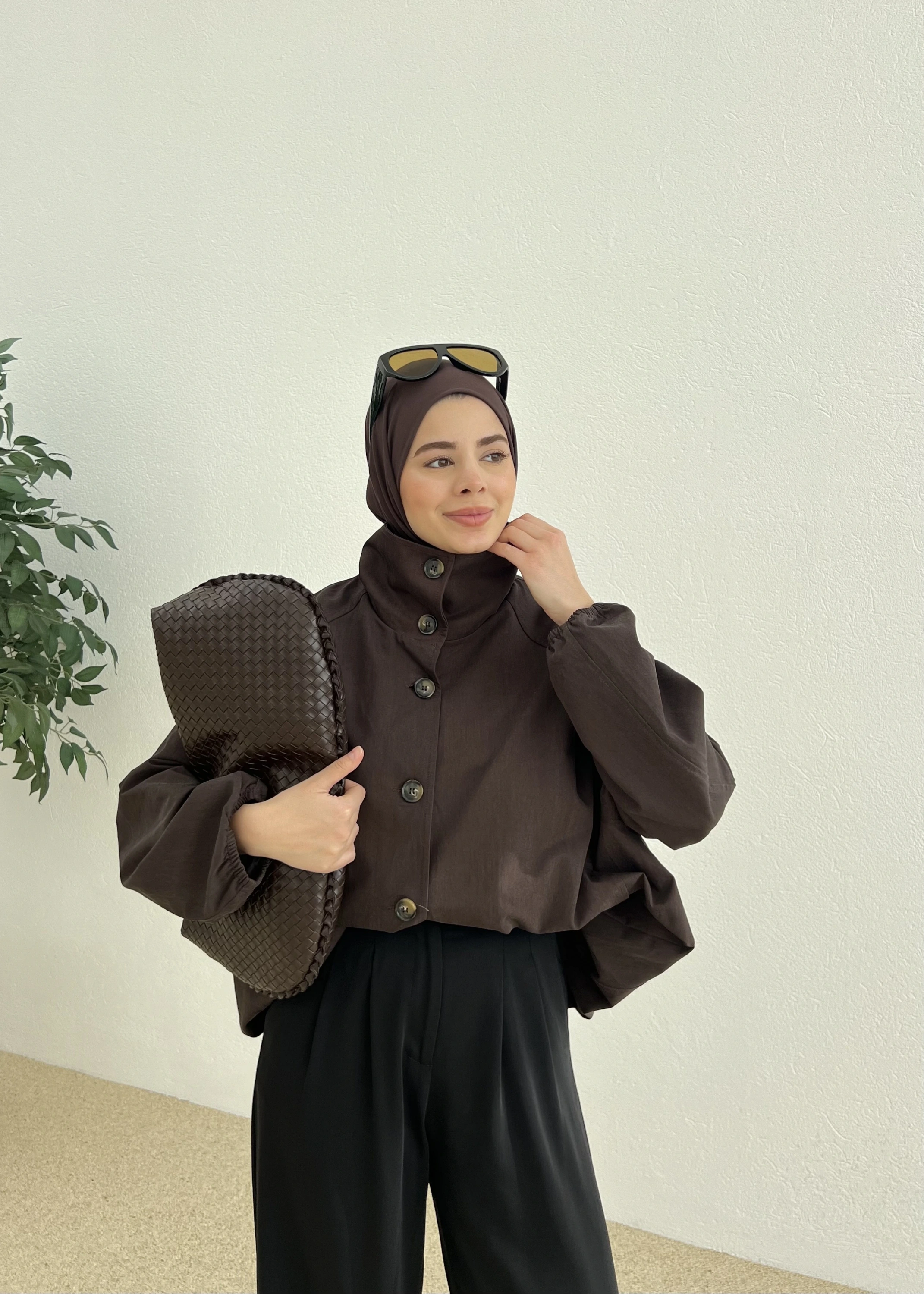 Dık yaka TRENÇKOT mng kahve