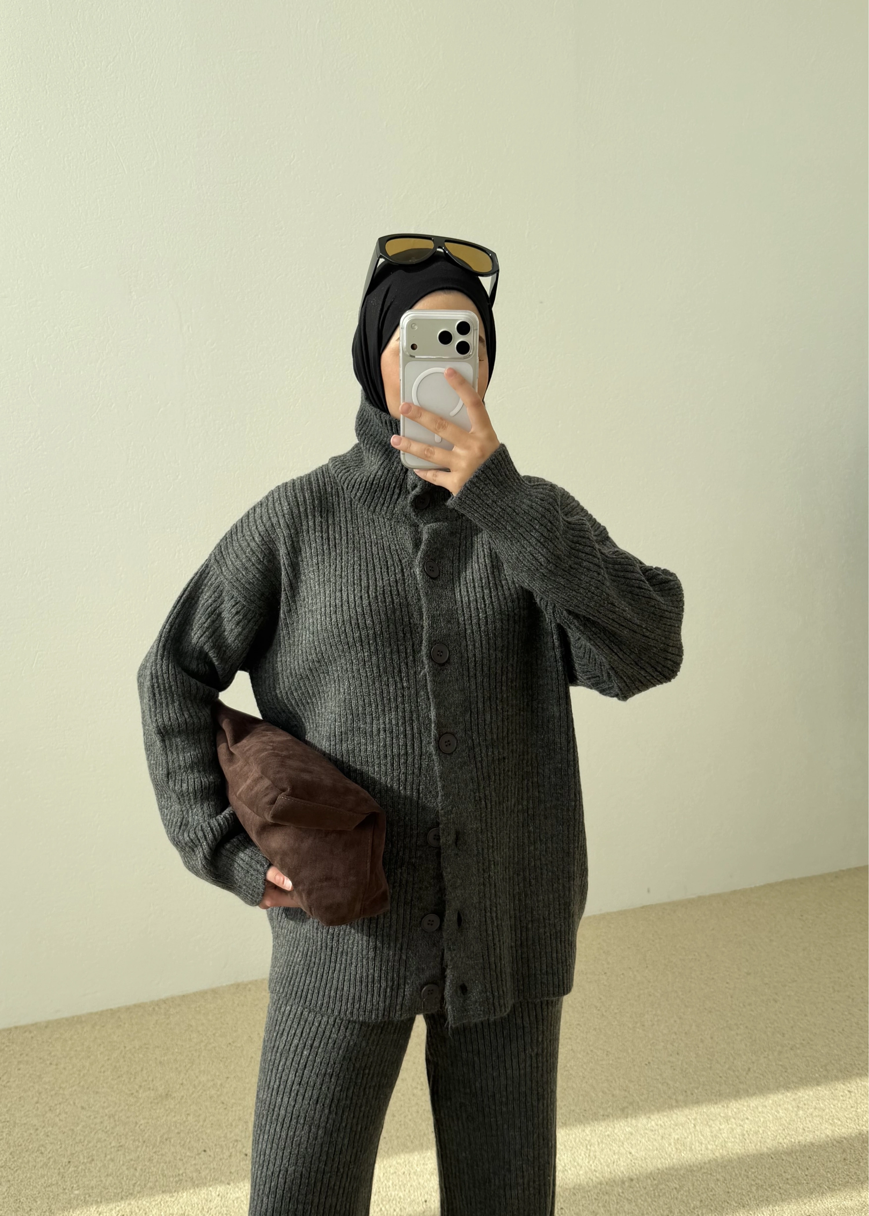 Dik yaka triko takım antrasit