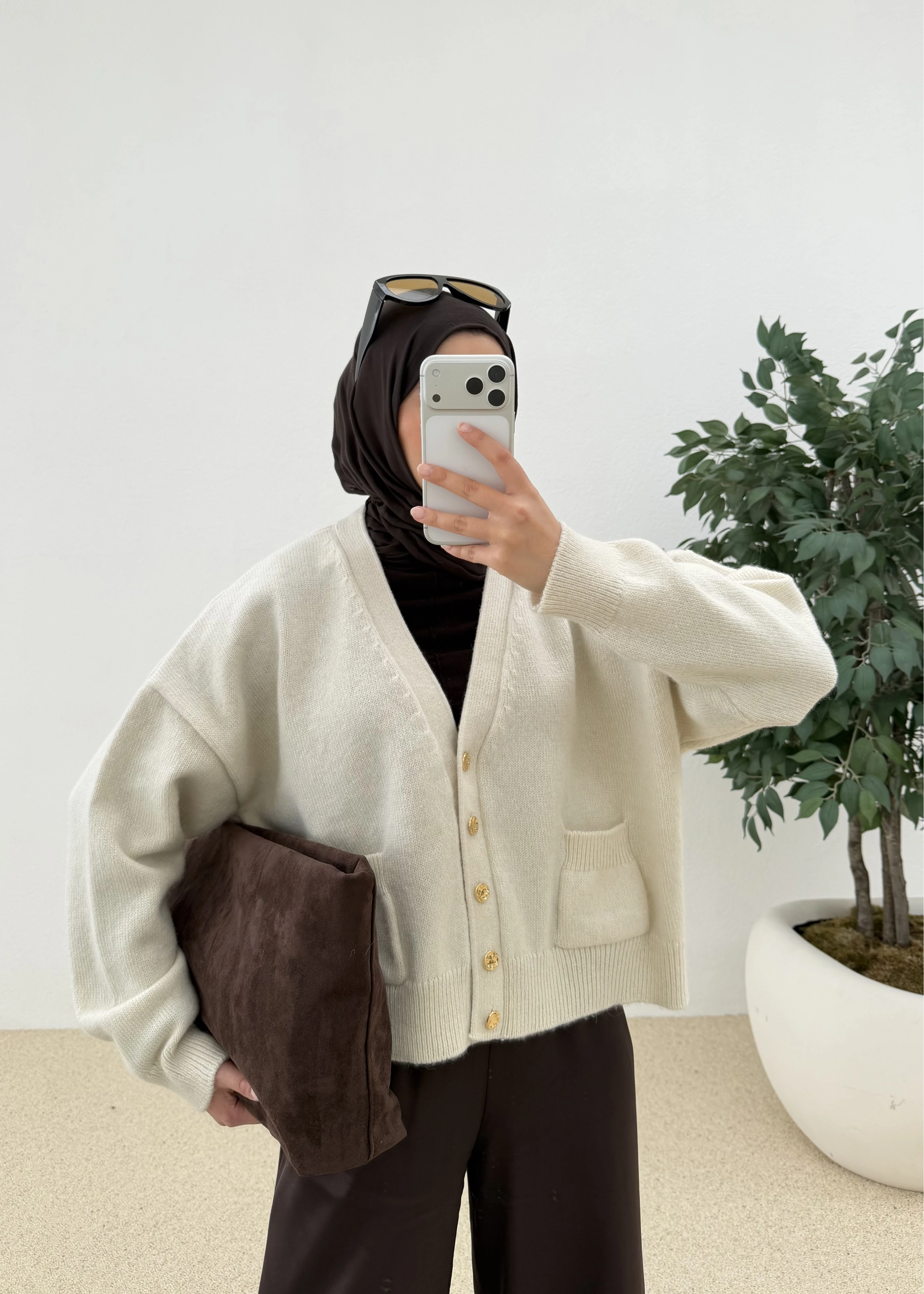 DİLVİN KISA DÜĞMELİ HIRKA bej