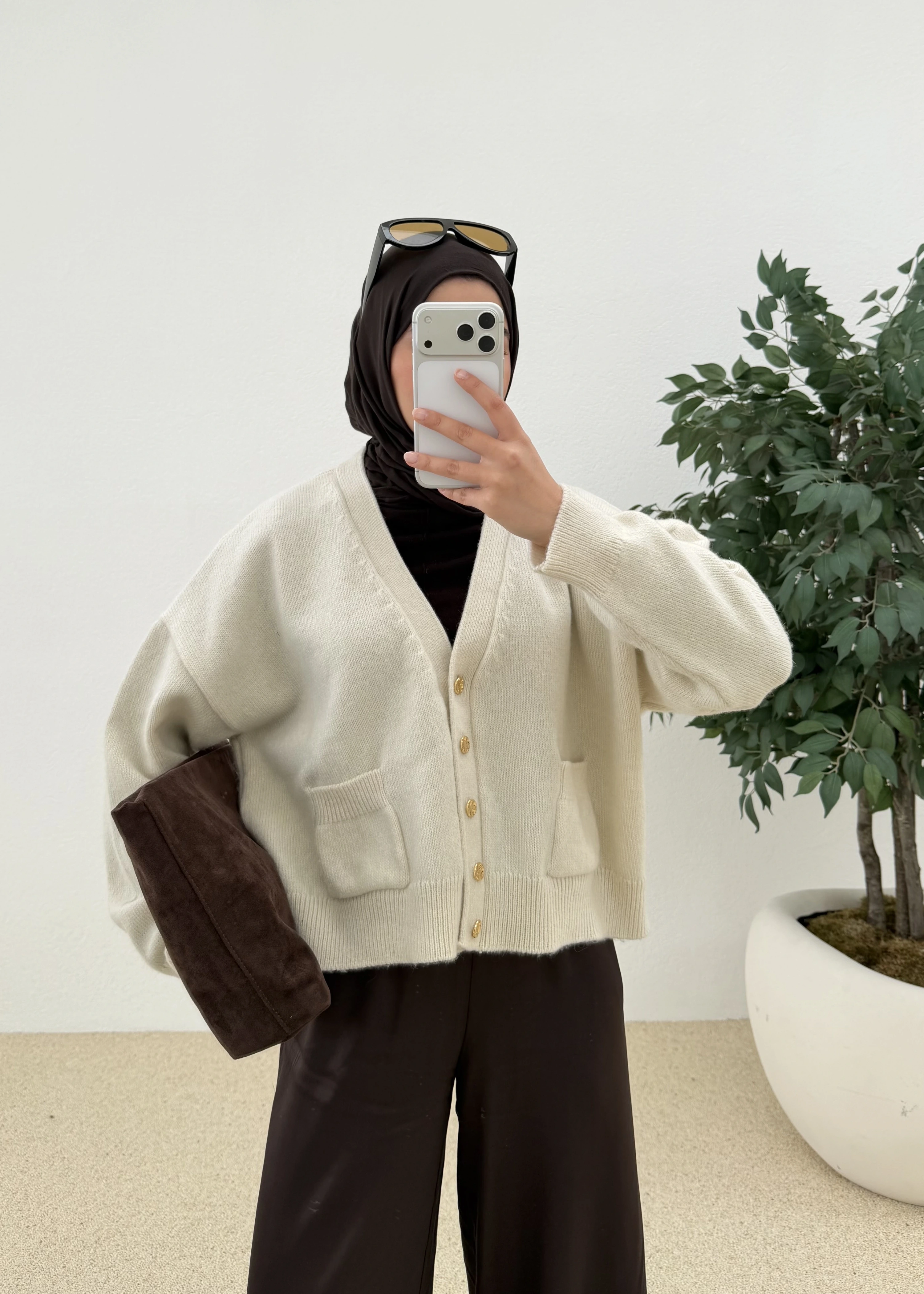 DİLVİN KISA DÜĞMELİ HIRKA bej