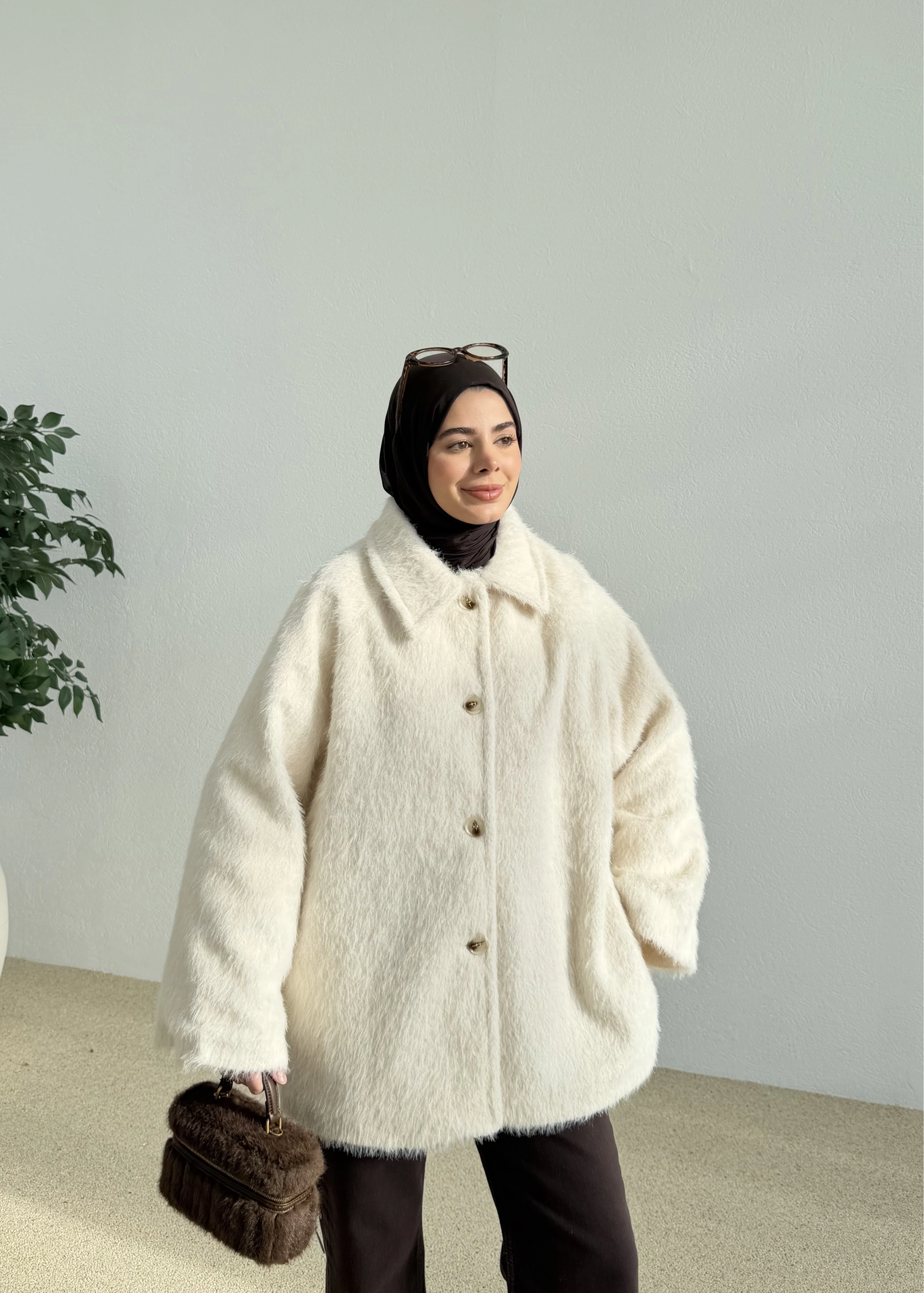 DOKULU KIRÇILLI KABAN BEJ