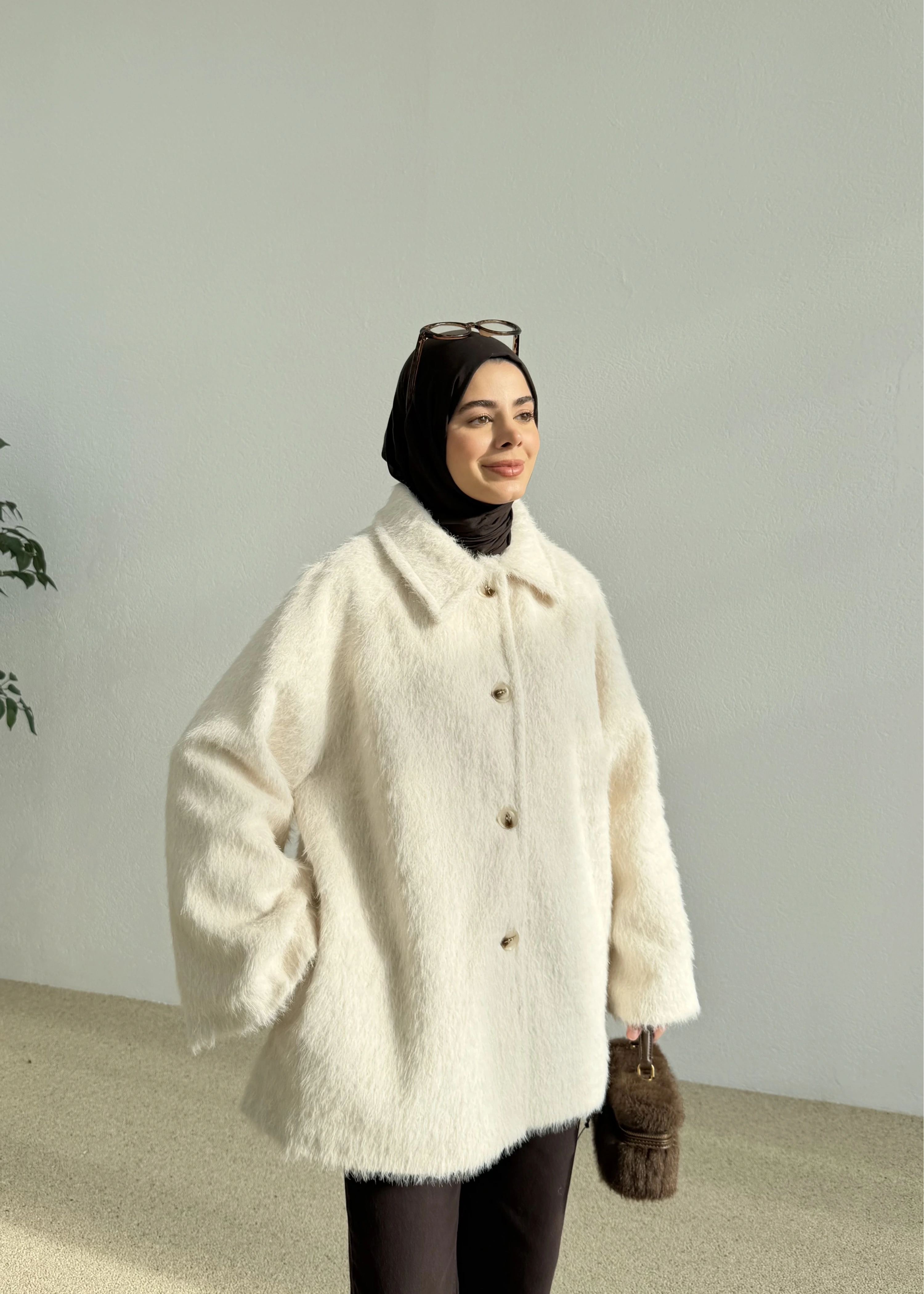 DOKULU KIRÇILLI KABAN BEJ