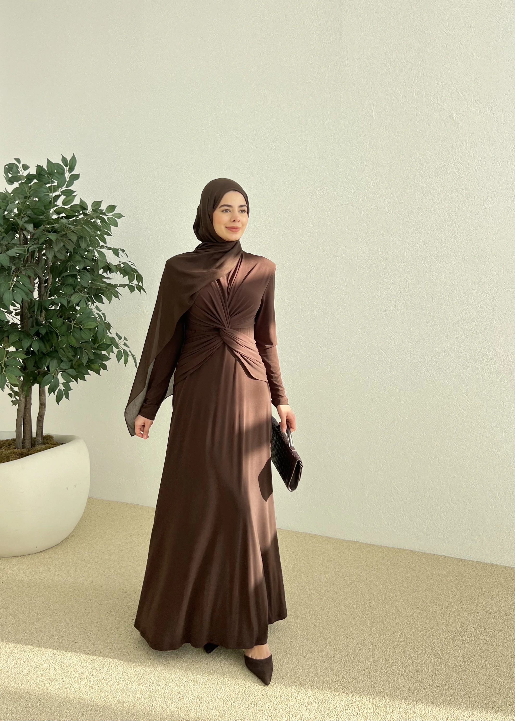 DÜĞÜM DETAY ELBİSE kahve