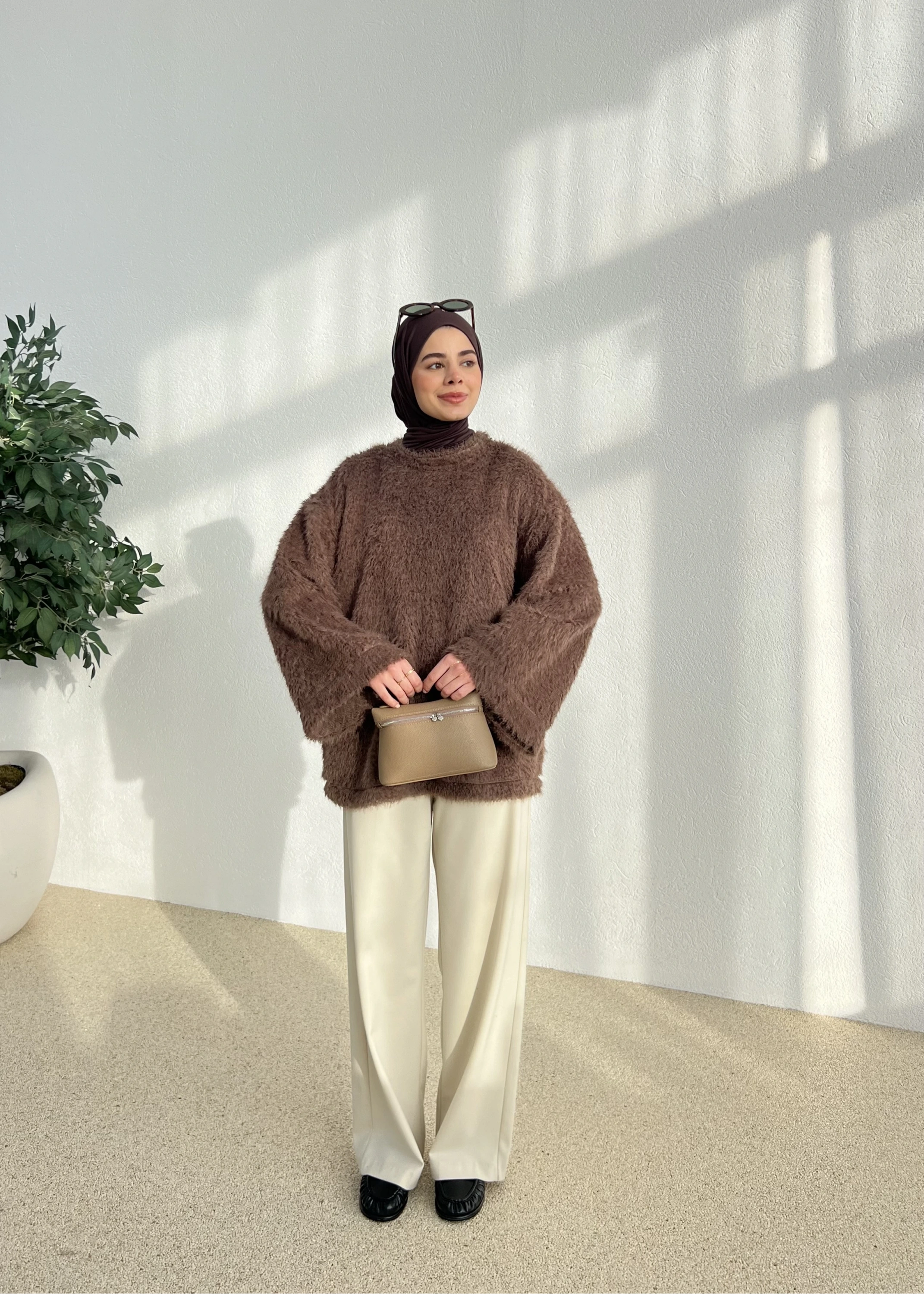 GENİŞ KOL TÜY KAZAK acı kahve