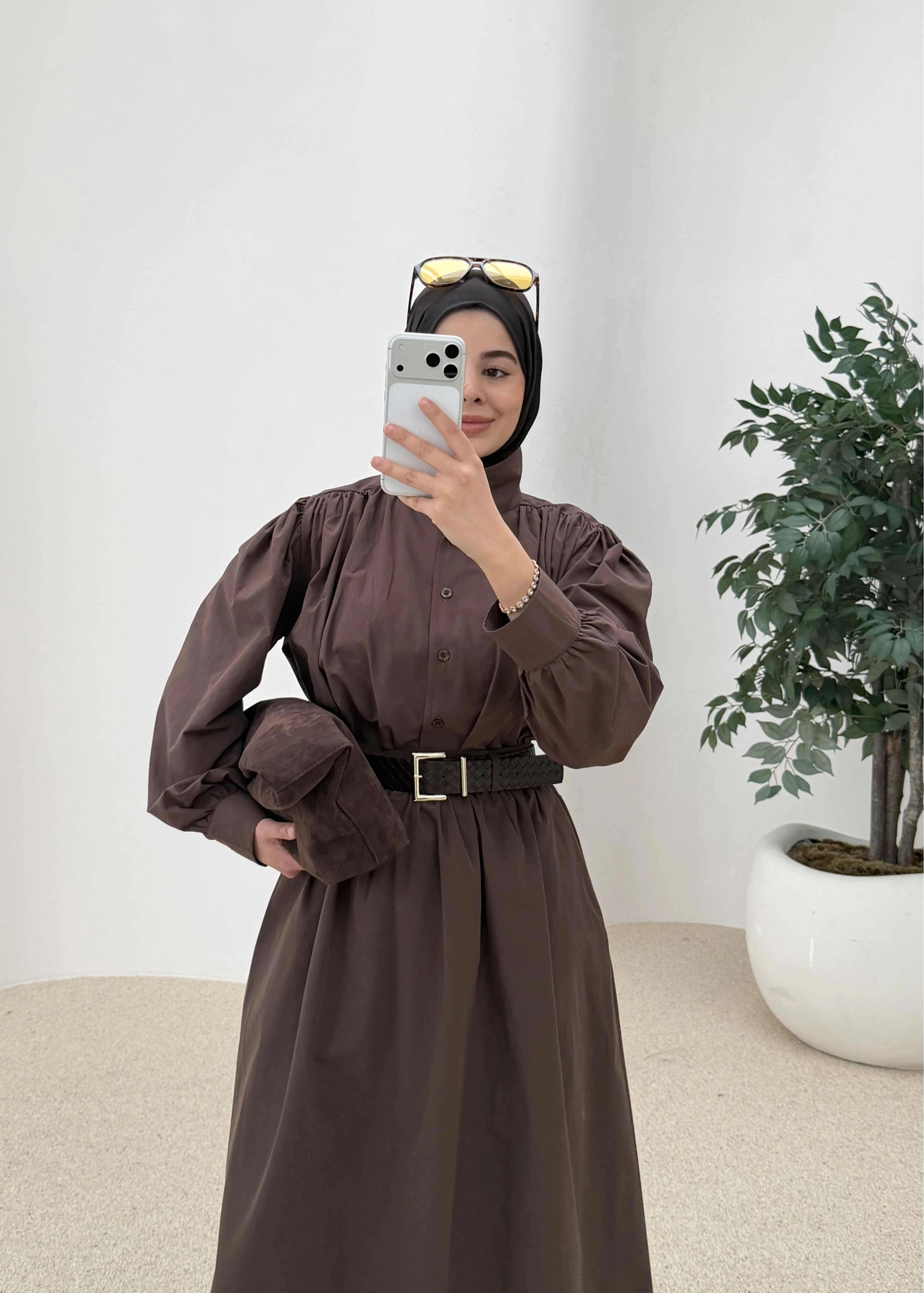 GÖMLEKLİ DİK YAKA TAKIM kahve