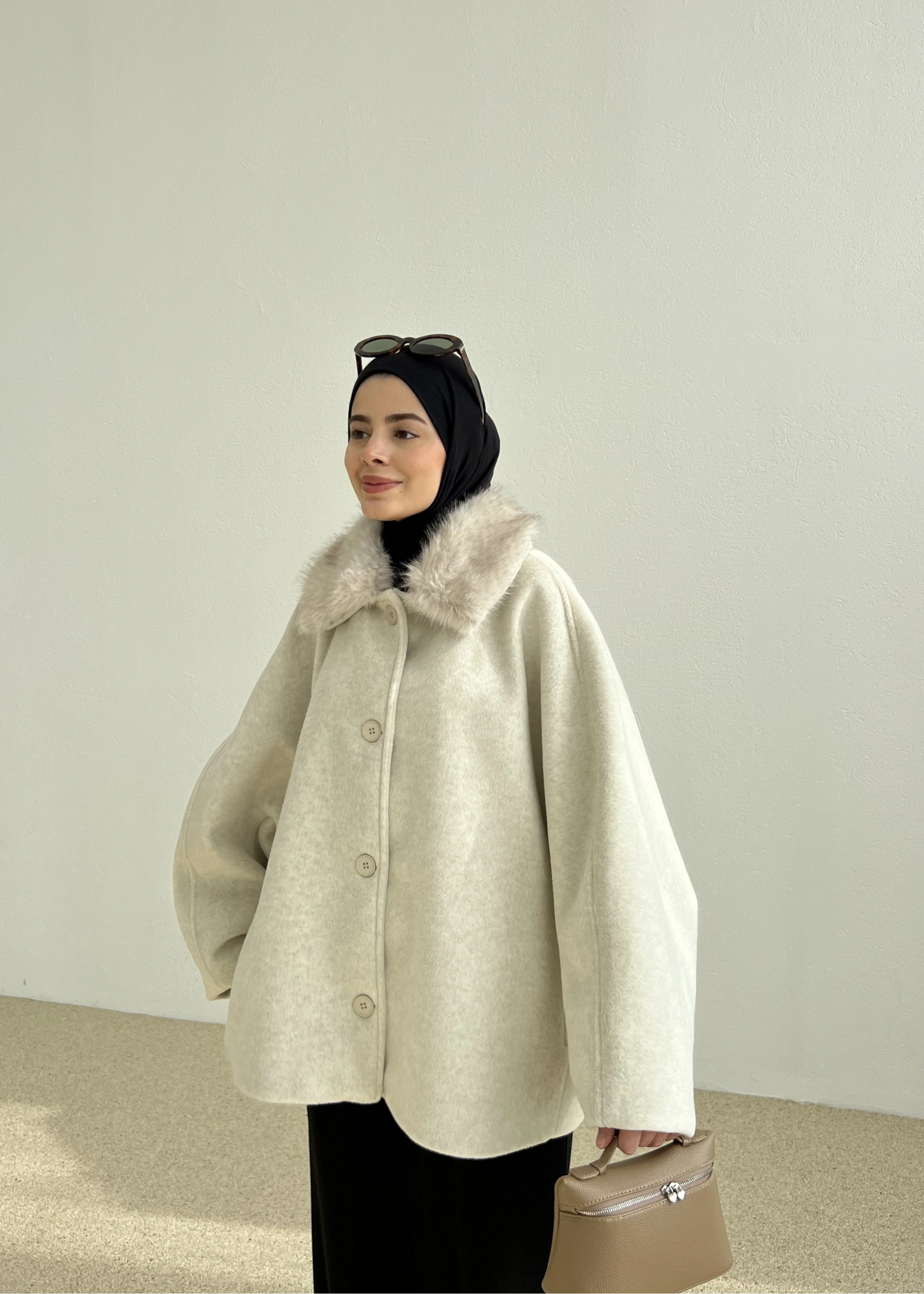 HOT KÜRKLÜ ÇIKARILABİLİR KABAN bej