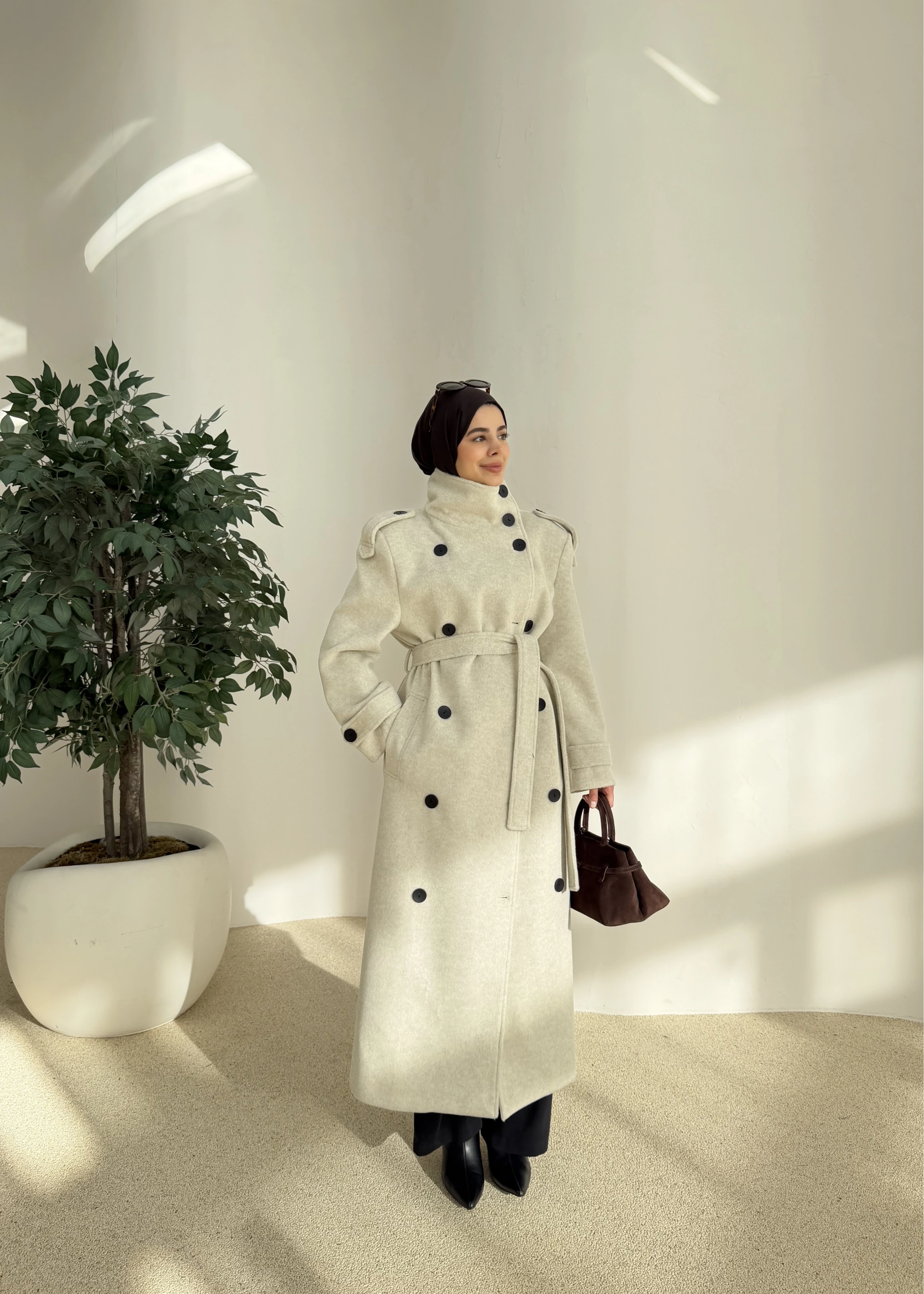 İTHAL KAŞE YÜN DOKULU MASSİİ KABAN ekru