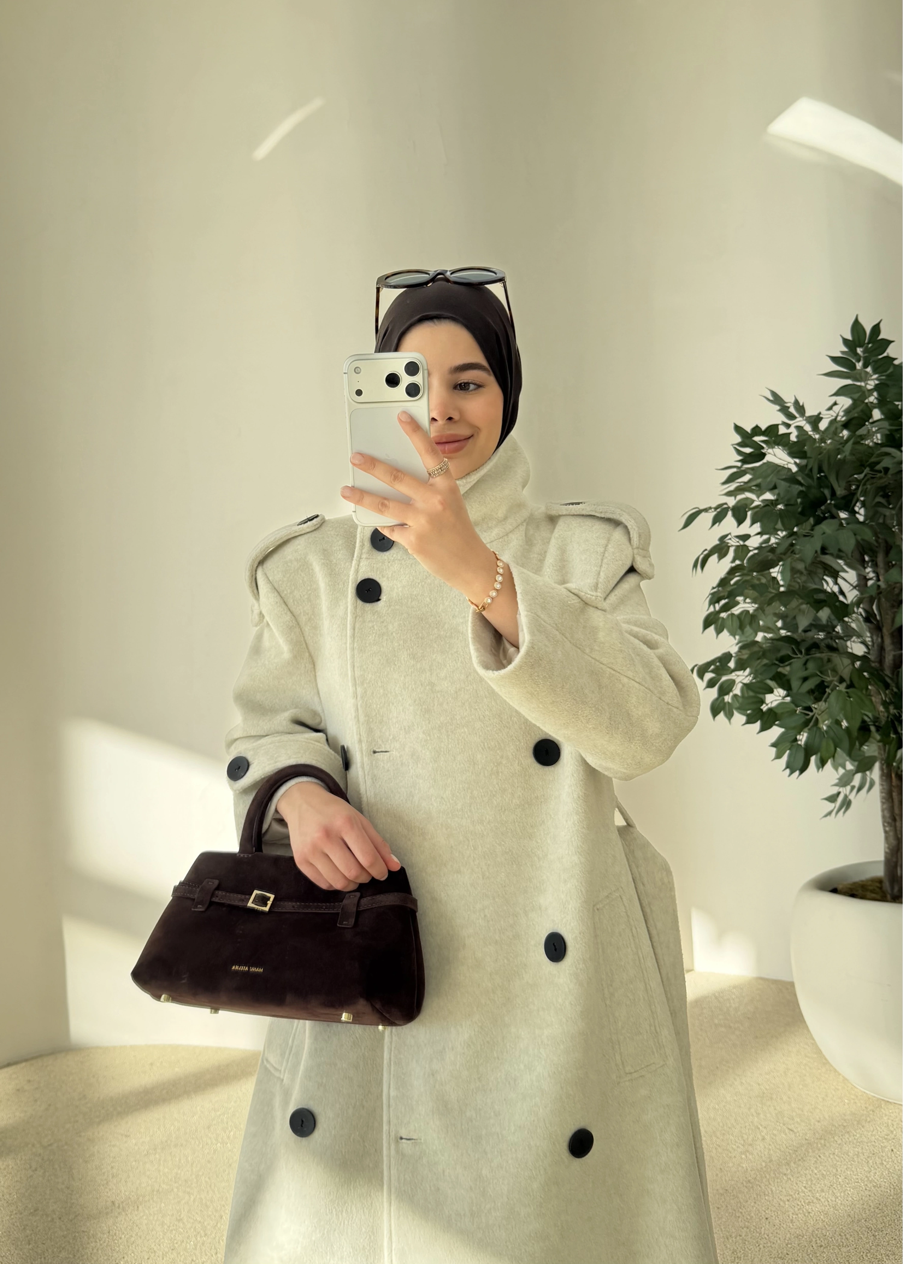 İTHAL KAŞE YÜN DOKULU MASSİİ KABAN ekru