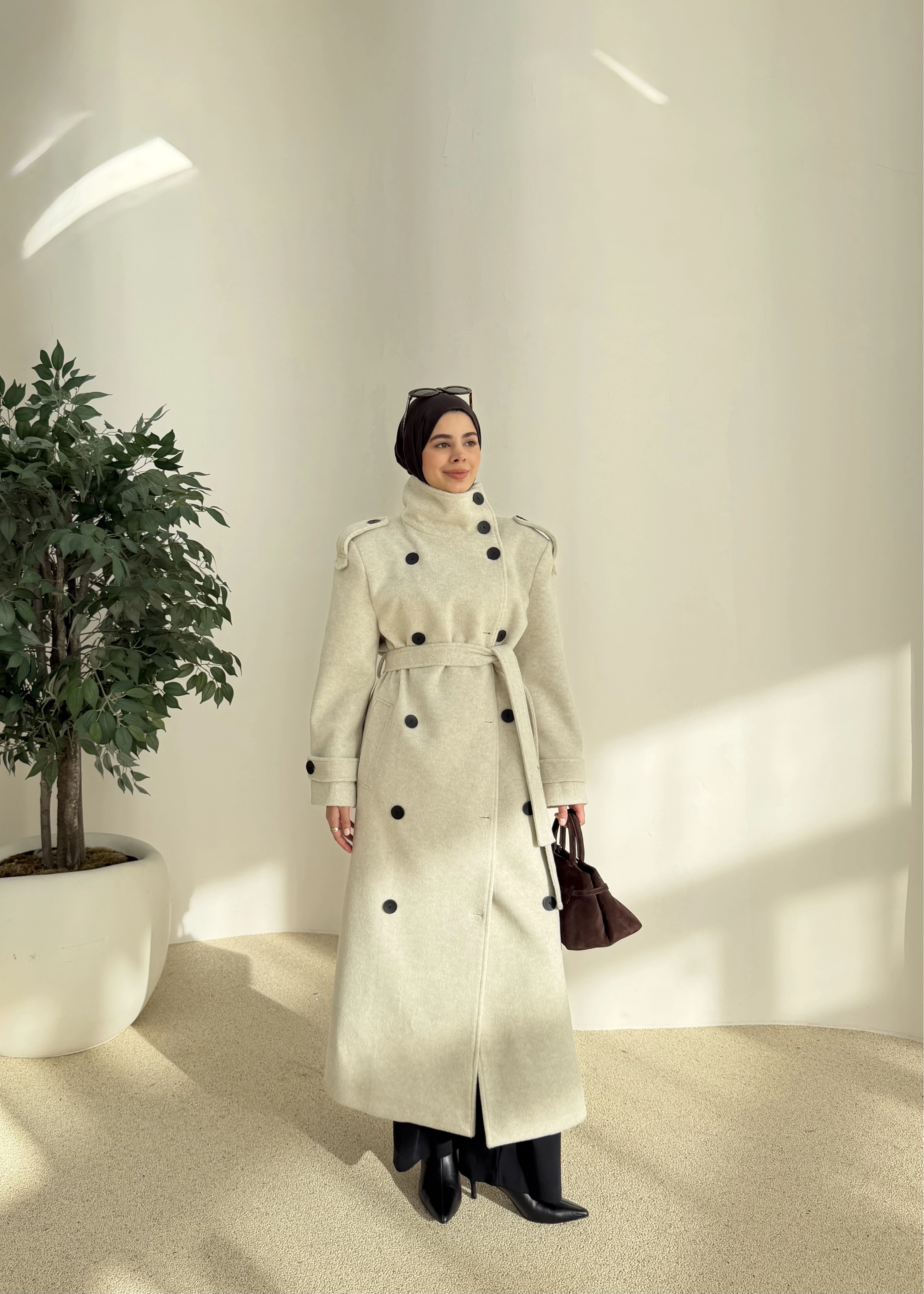 İTHAL KAŞE YÜN DOKULU MASSİİ KABAN ekru