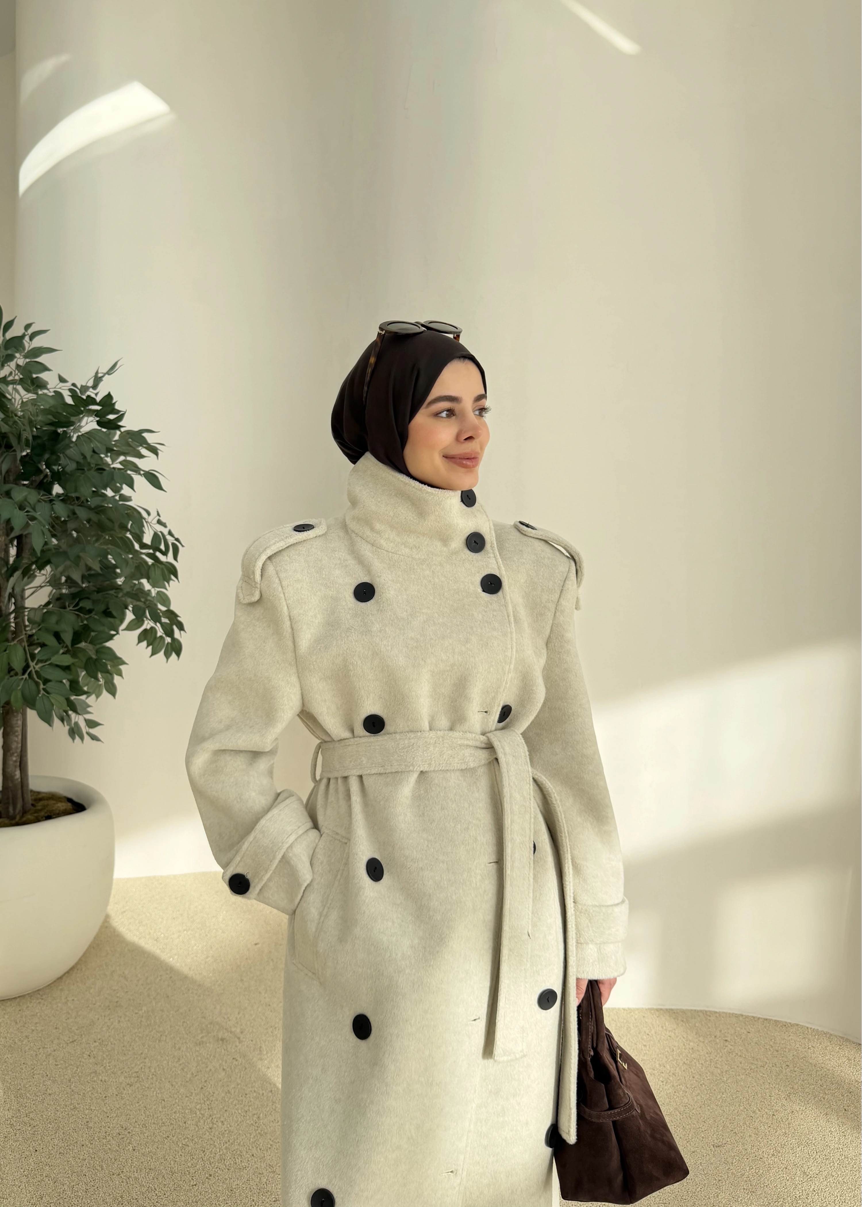 İTHAL KAŞE YÜN DOKULU MASSİİ KABAN ekru