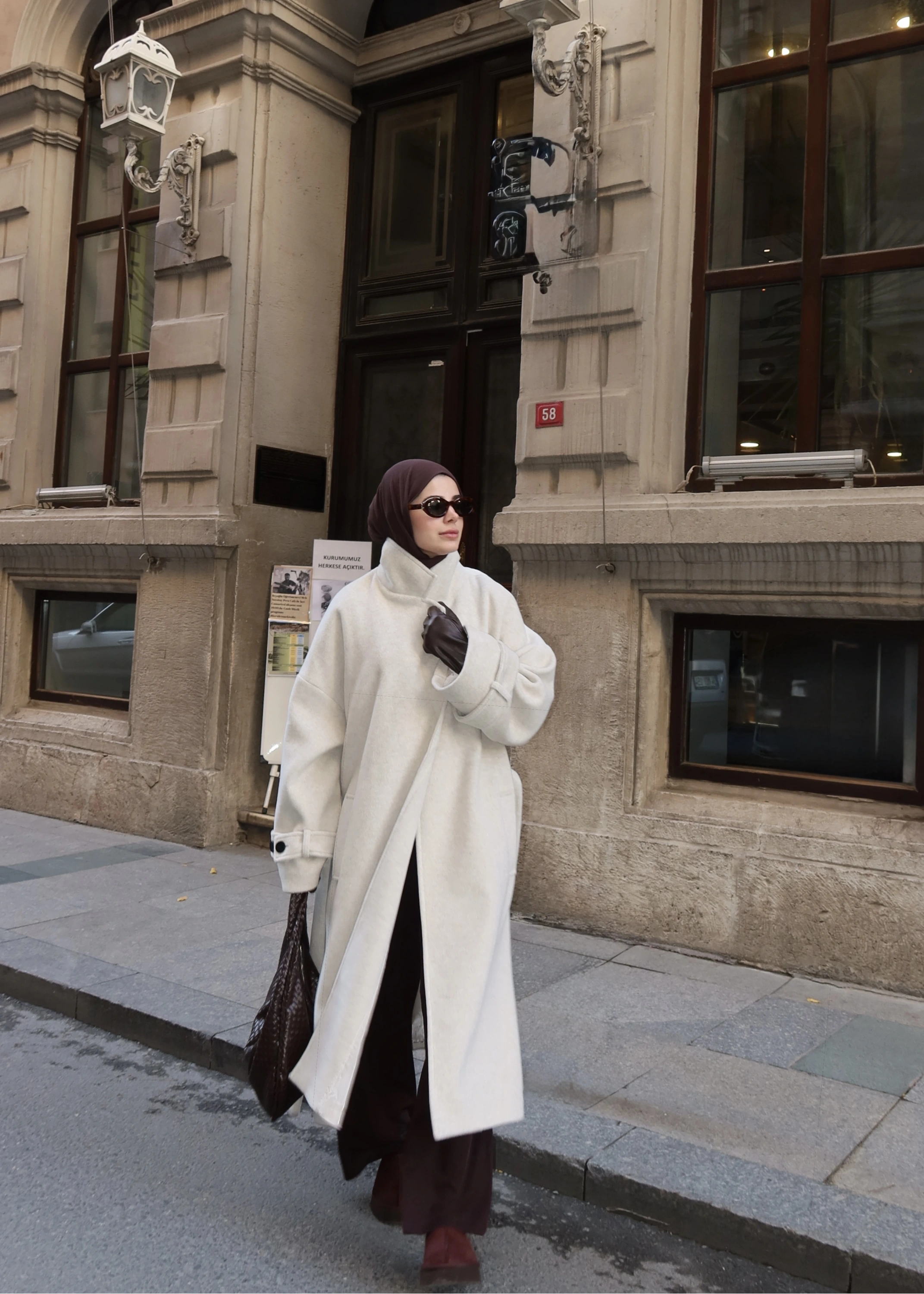 İTHAL YIRTMAÇLI PREMİUM KABAN bej