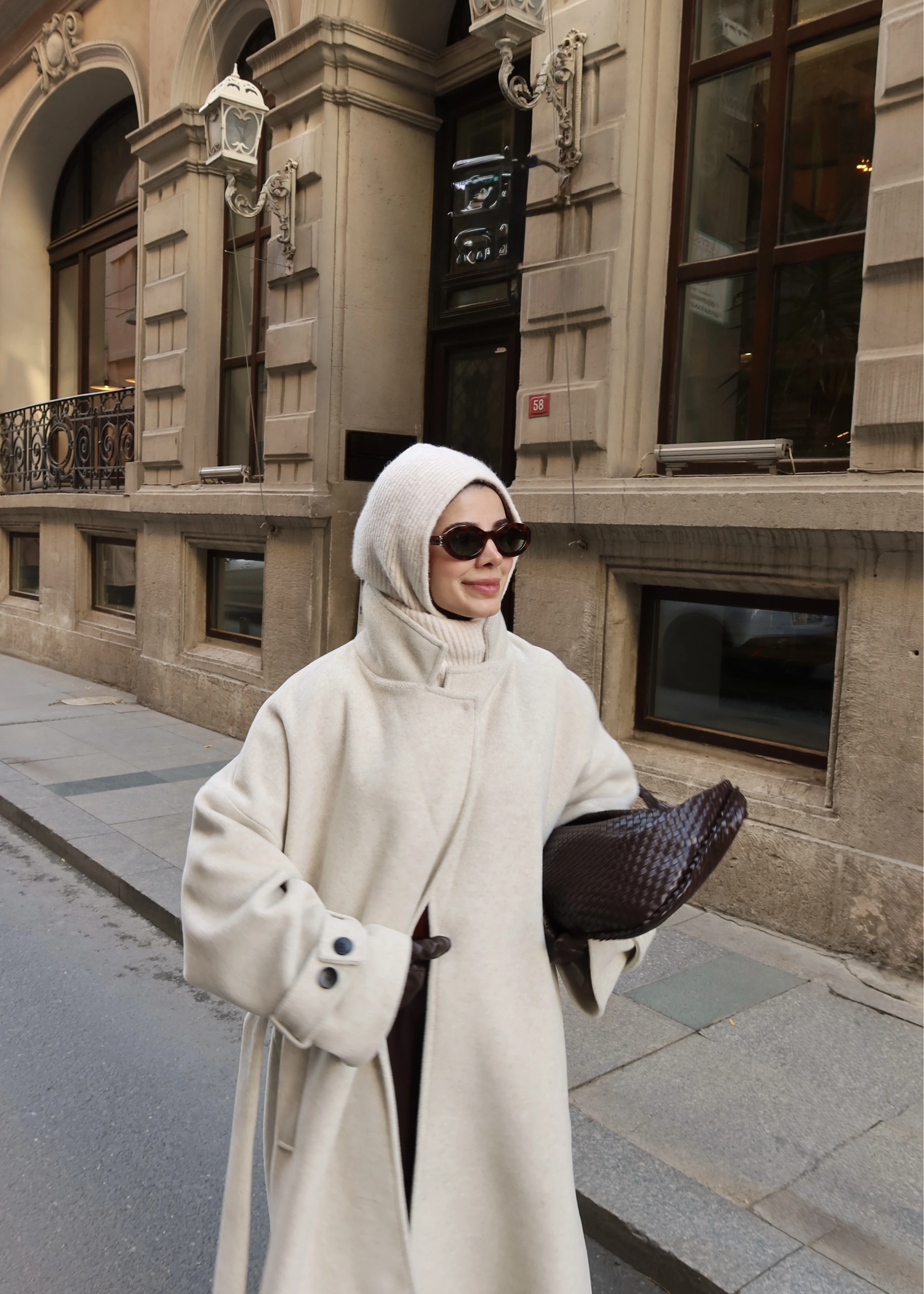 İTHAL YIRTMAÇLI PREMİUM KABAN bej