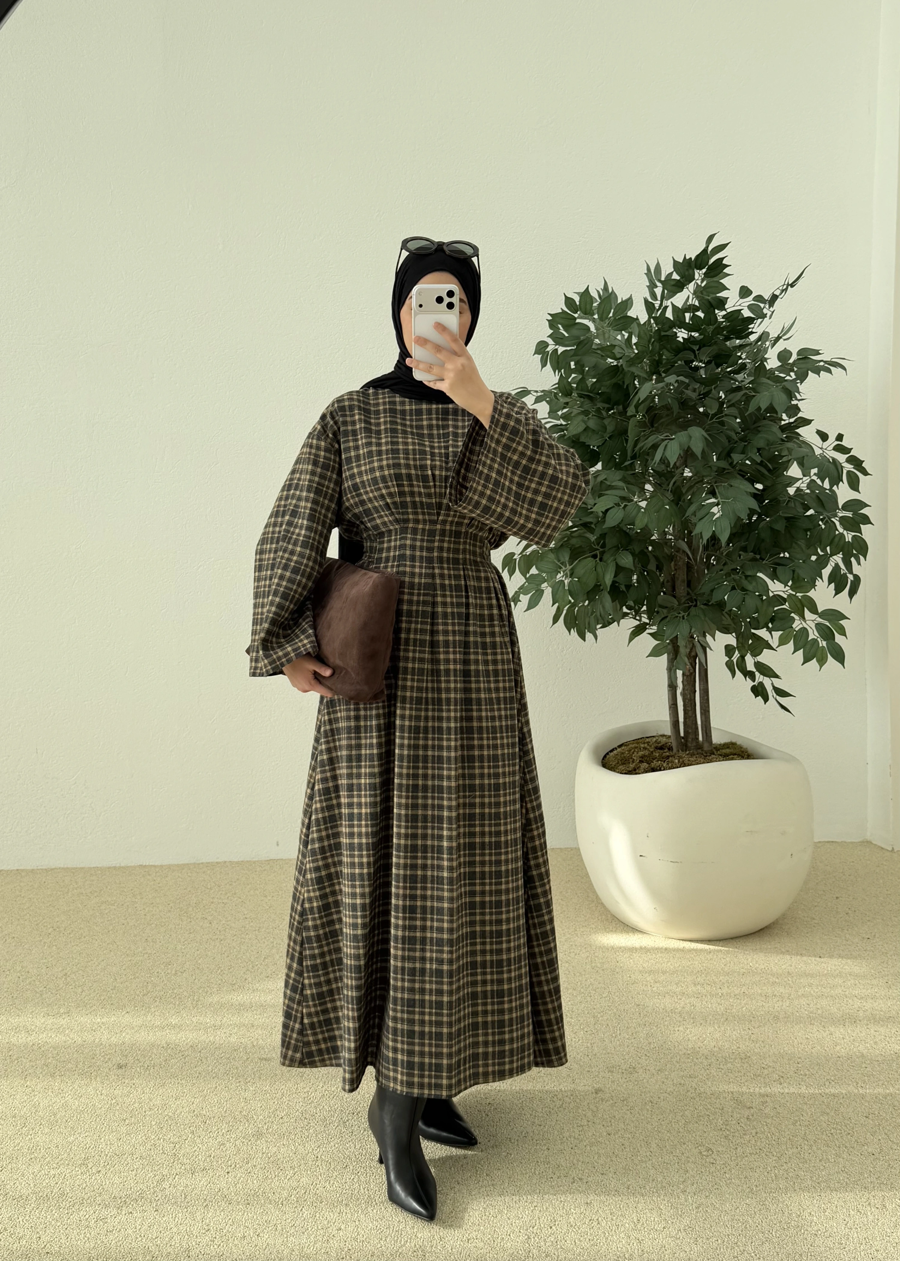 KARELİ MİLS ELBİSE