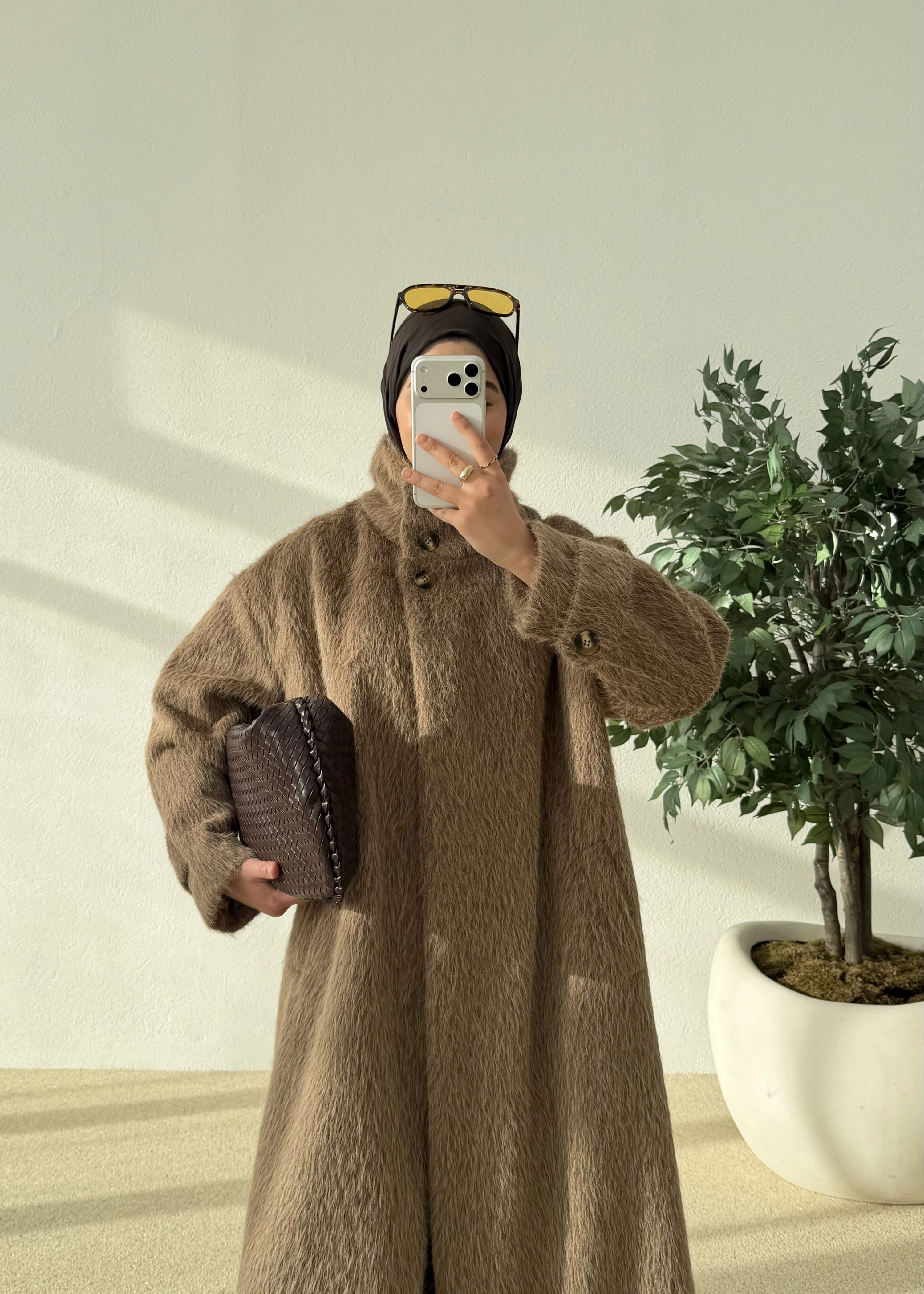 KEMERLİ DOKULU DİK YAKA KABAN