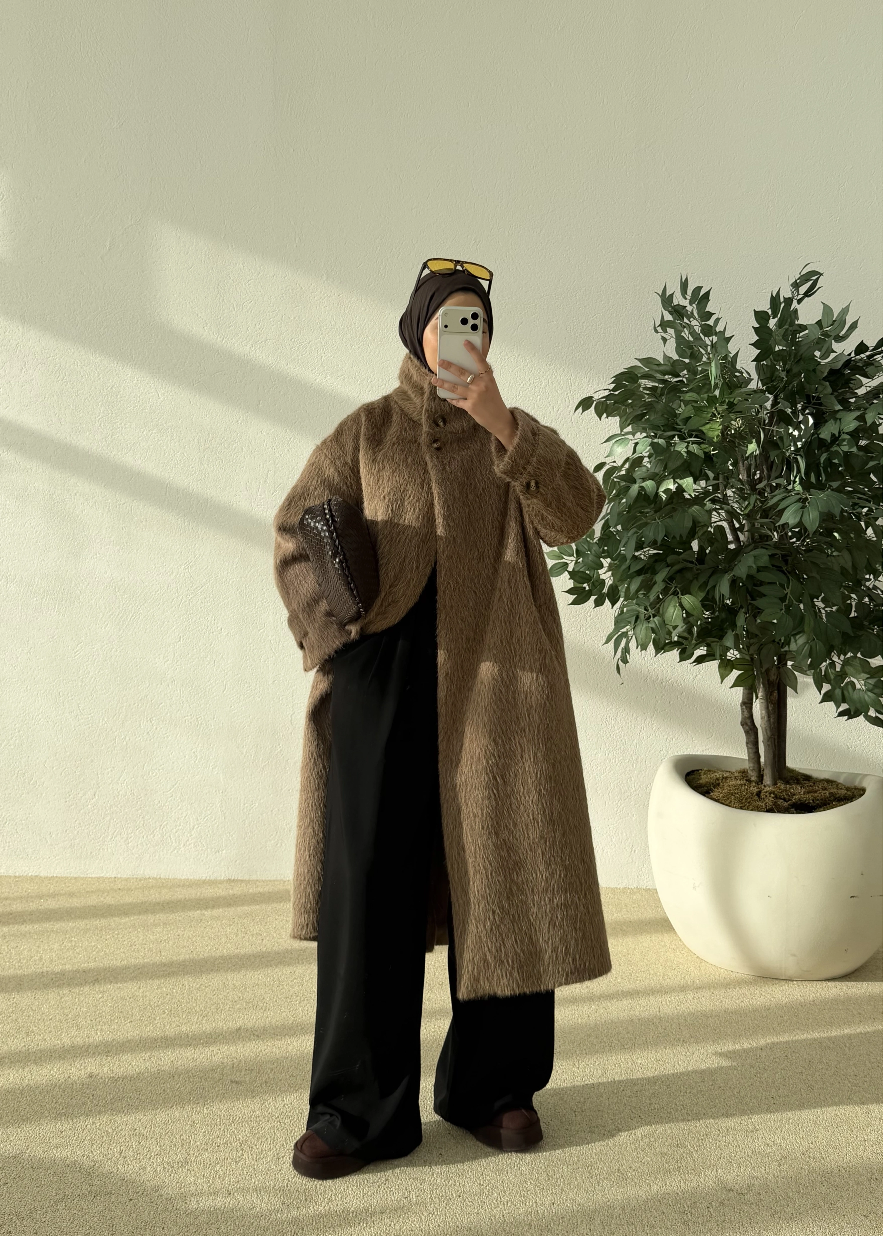 KEMERLİ DOKULU DİK YAKA KABAN