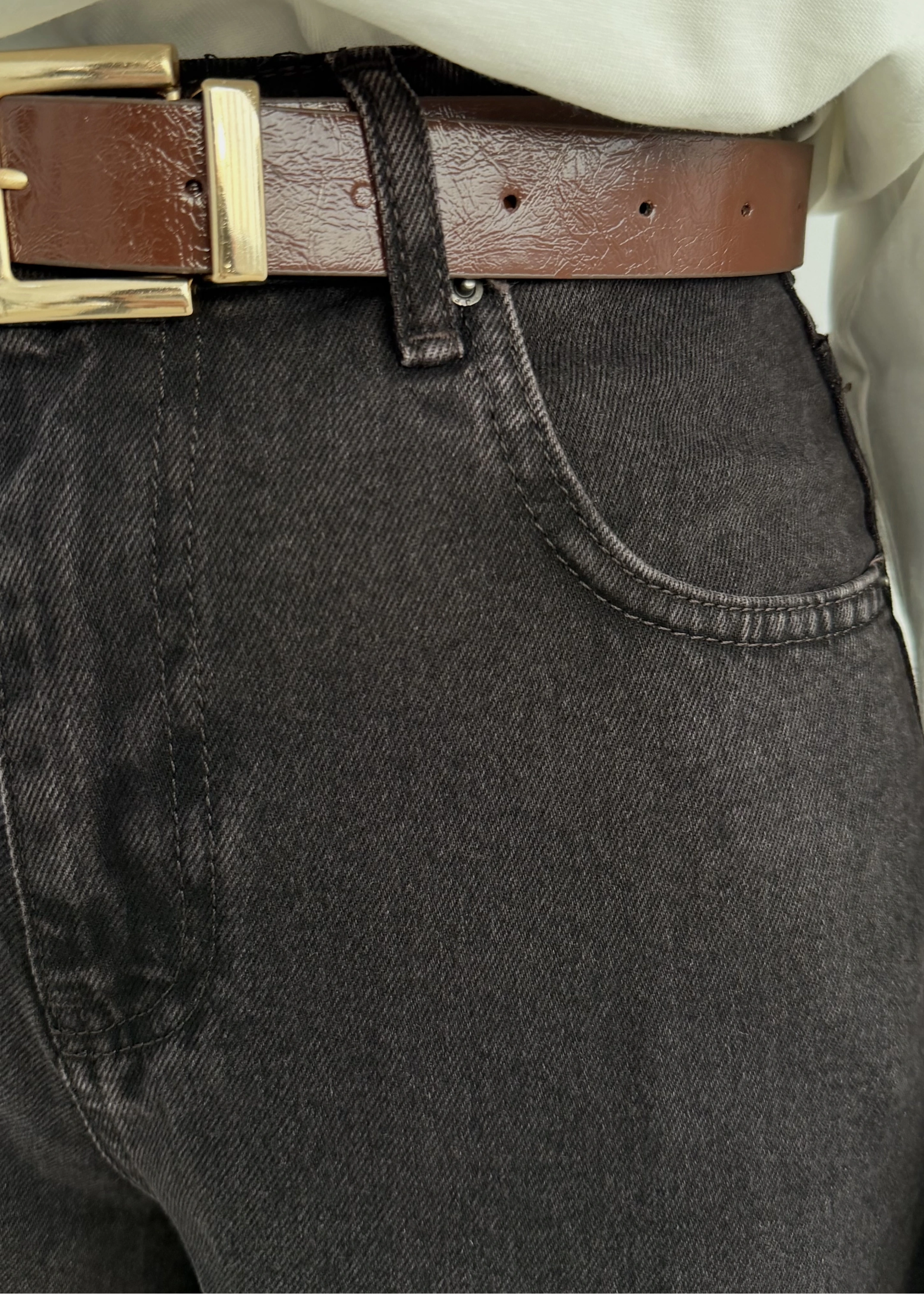 SLİM FİT YÜKSEK BEL MOM JEANS KAHVERENGİ