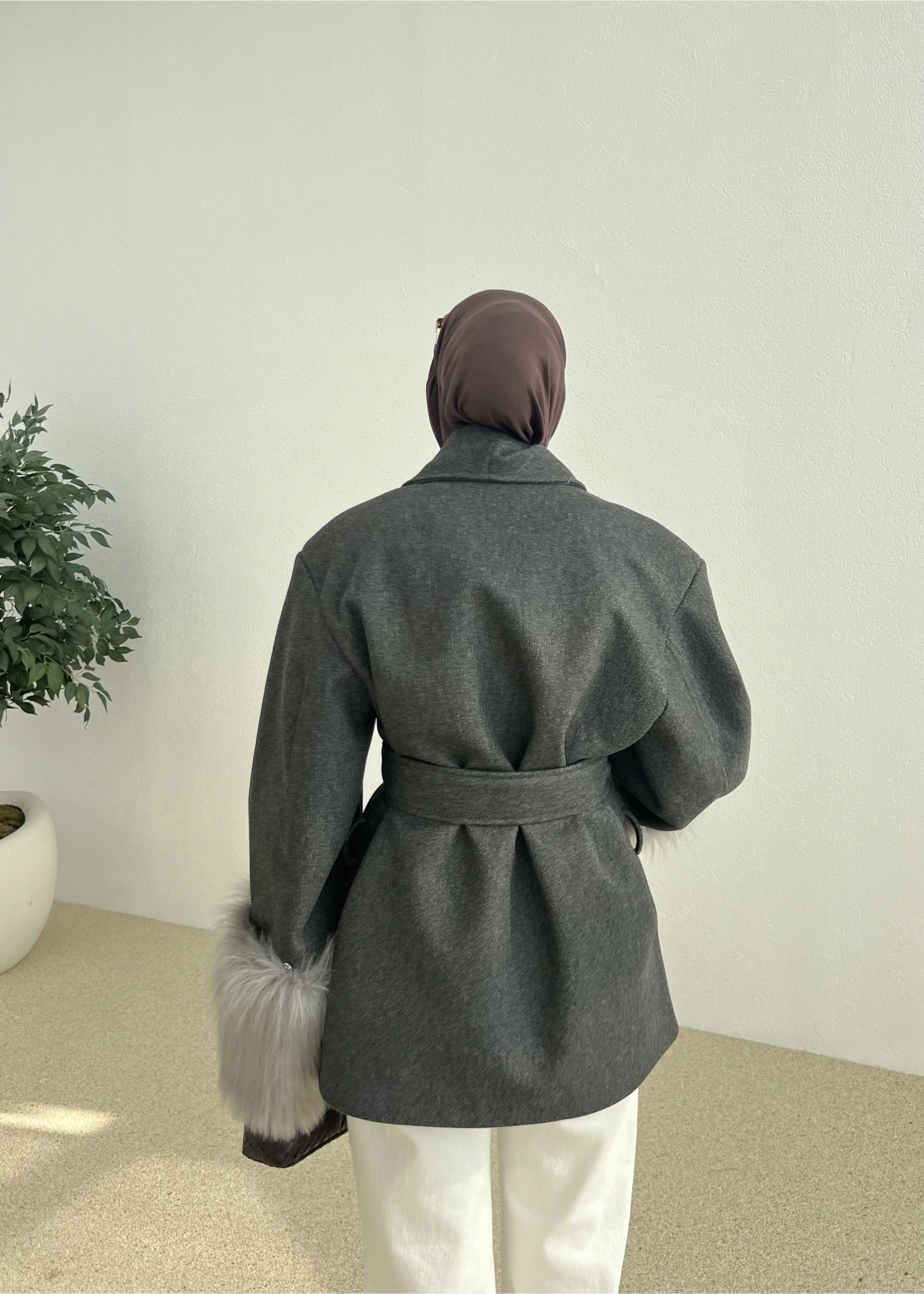 KOL KÜRKLÜ KABAN ANTRASİT