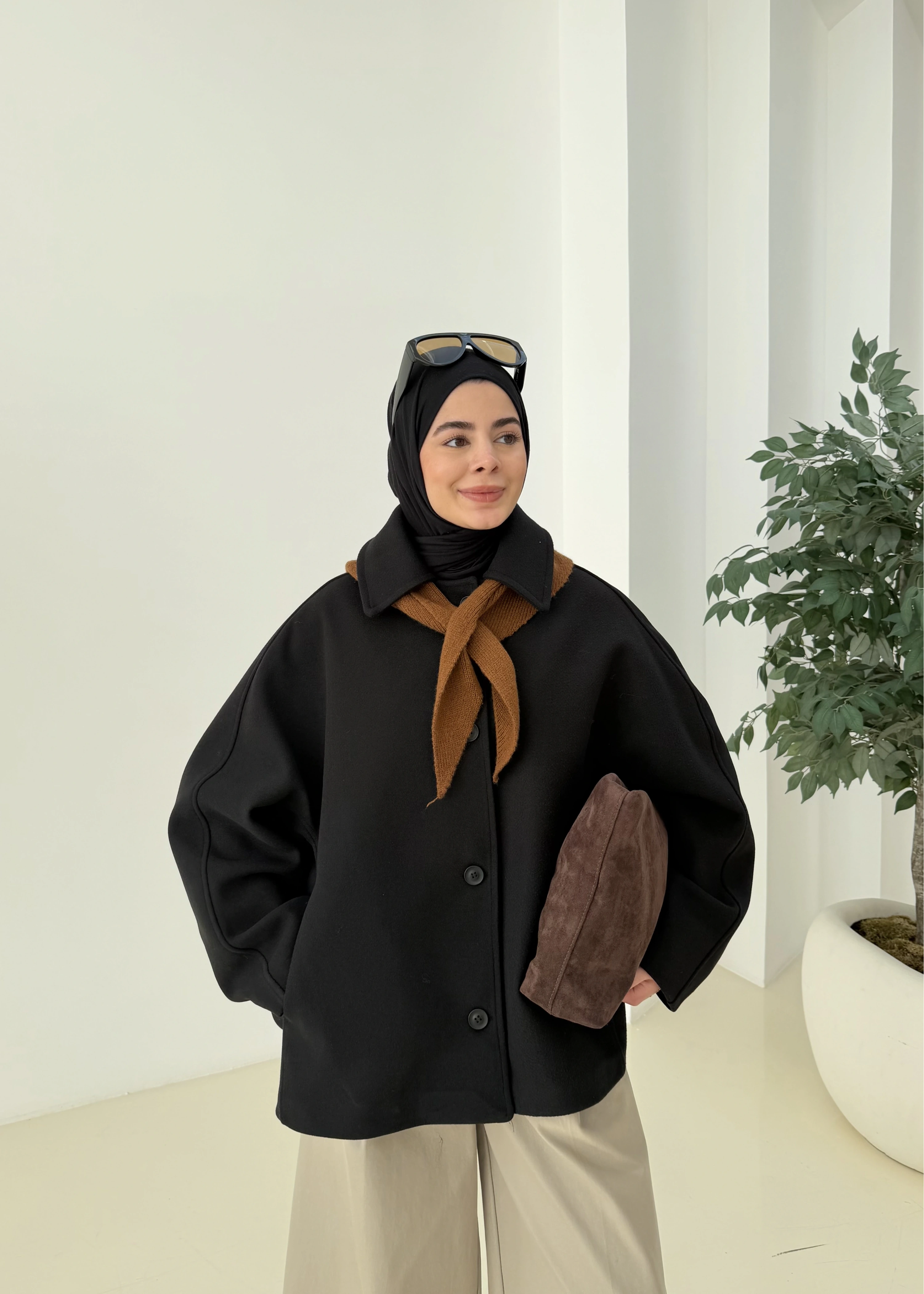 KRT DÜĞMELİ ZR KABAN SİYAH