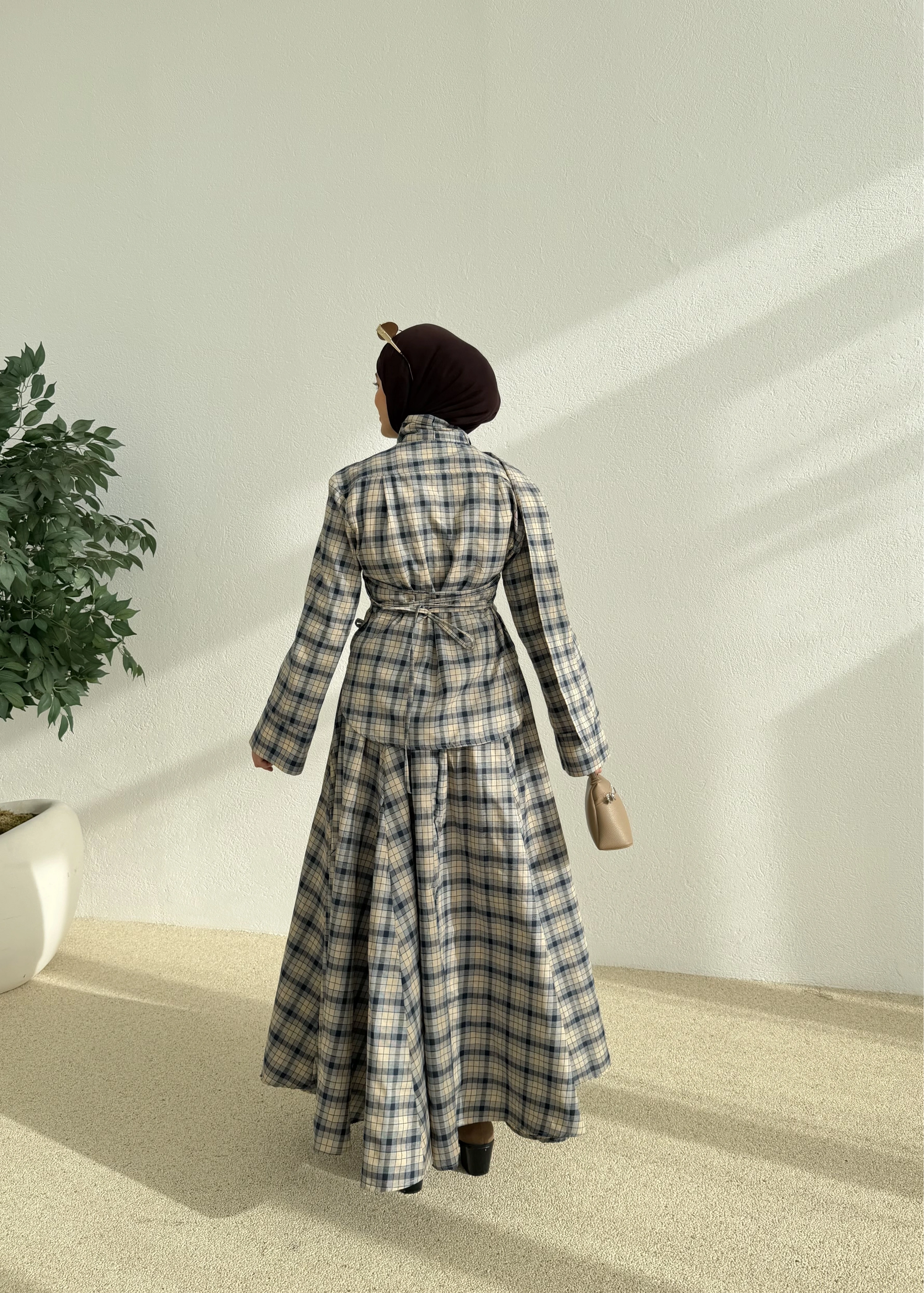 KURDELE YAKA TAKUM bej