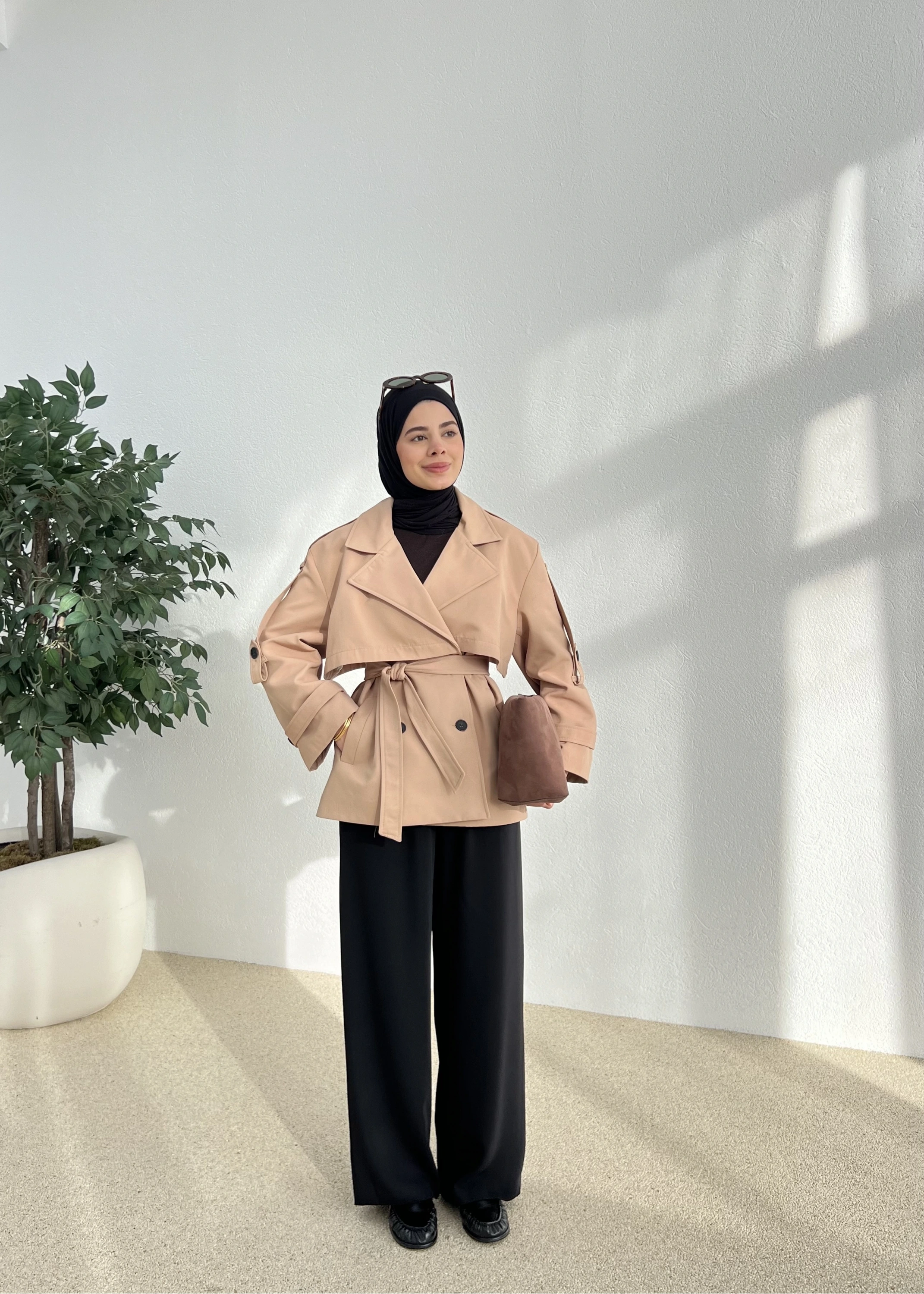 KUŞAKLI ASTARLI TRENÇKOT BEJ