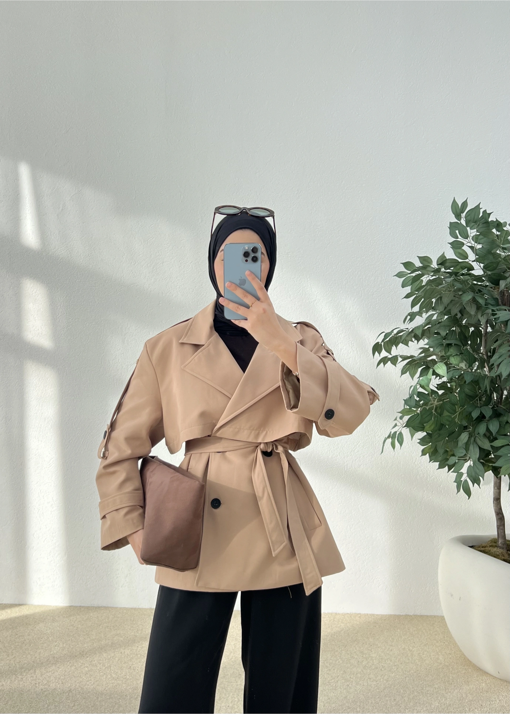 KUŞAKLI ASTARLI TRENÇKOT BEJ