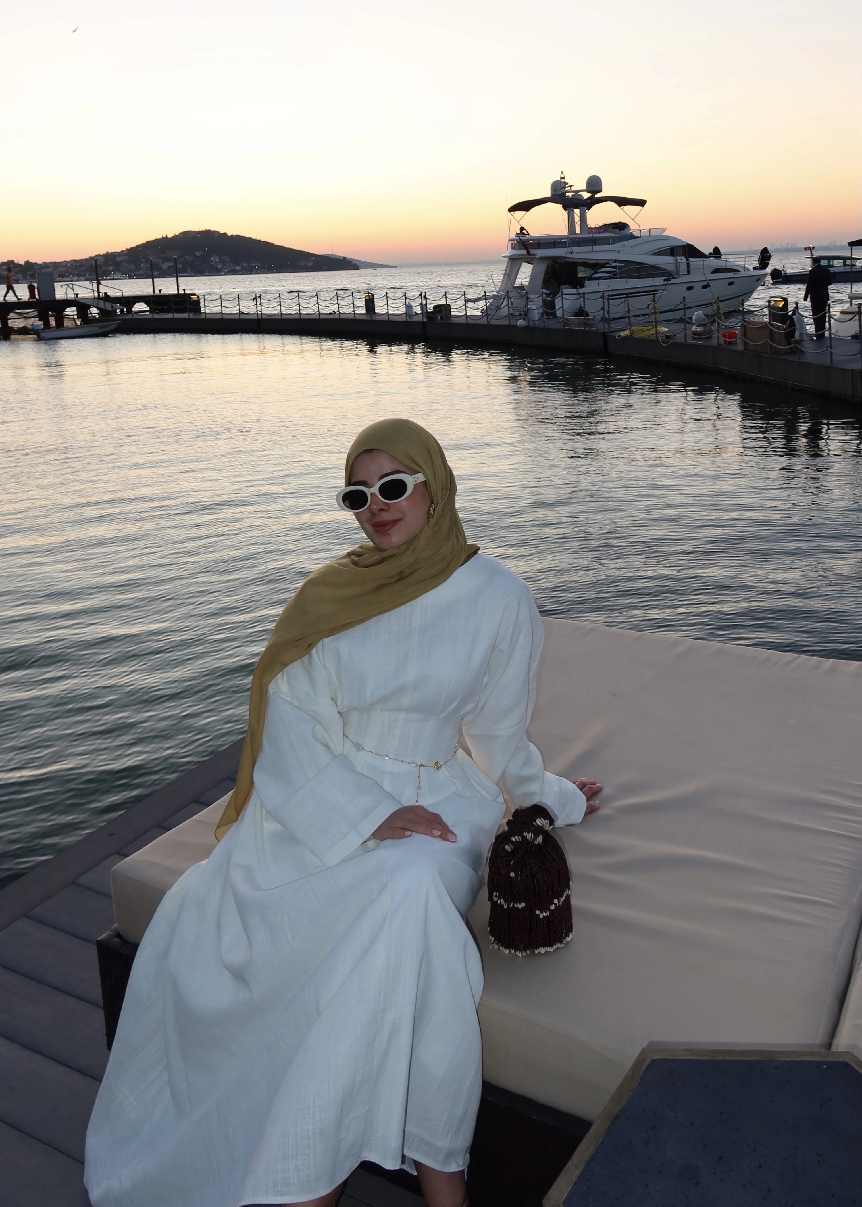 MİLS BEL PİLELİ KETEN ELBİSE BEYAZ (ön sipariş)