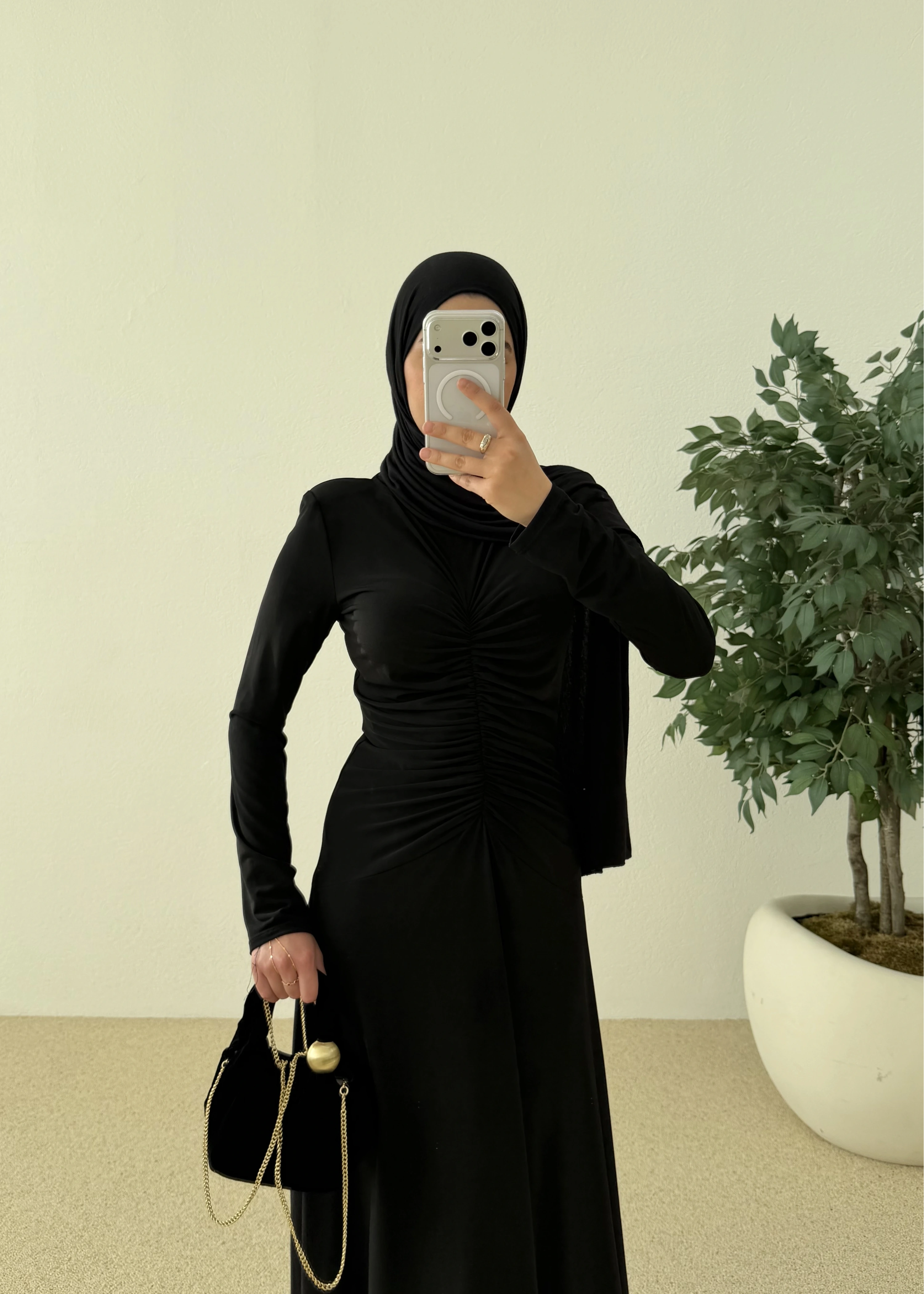 ÖN BÜZGÜ LİKRALI ELBİSE siyah