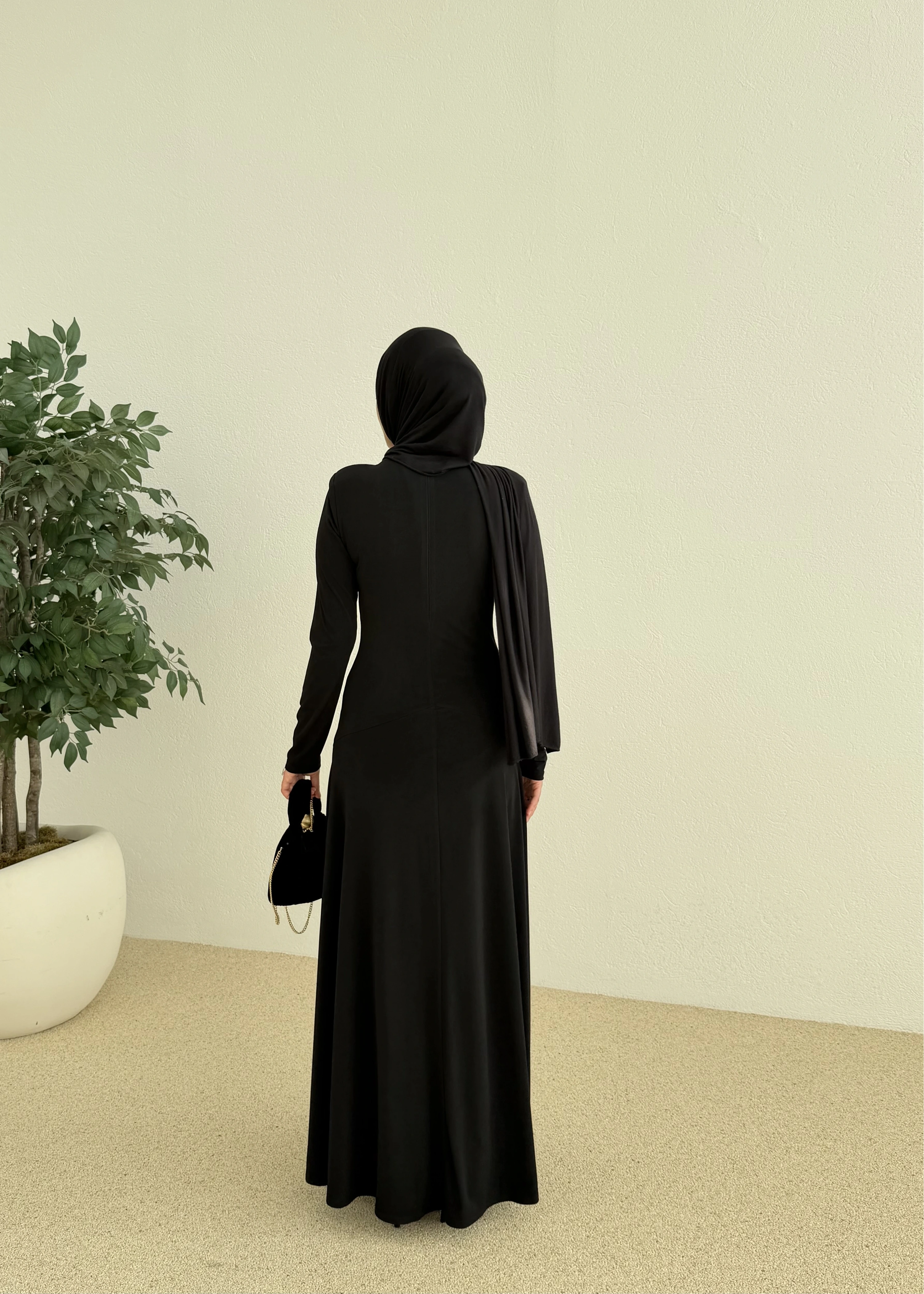 ÖN BÜZGÜ LİKRALI ELBİSE siyah