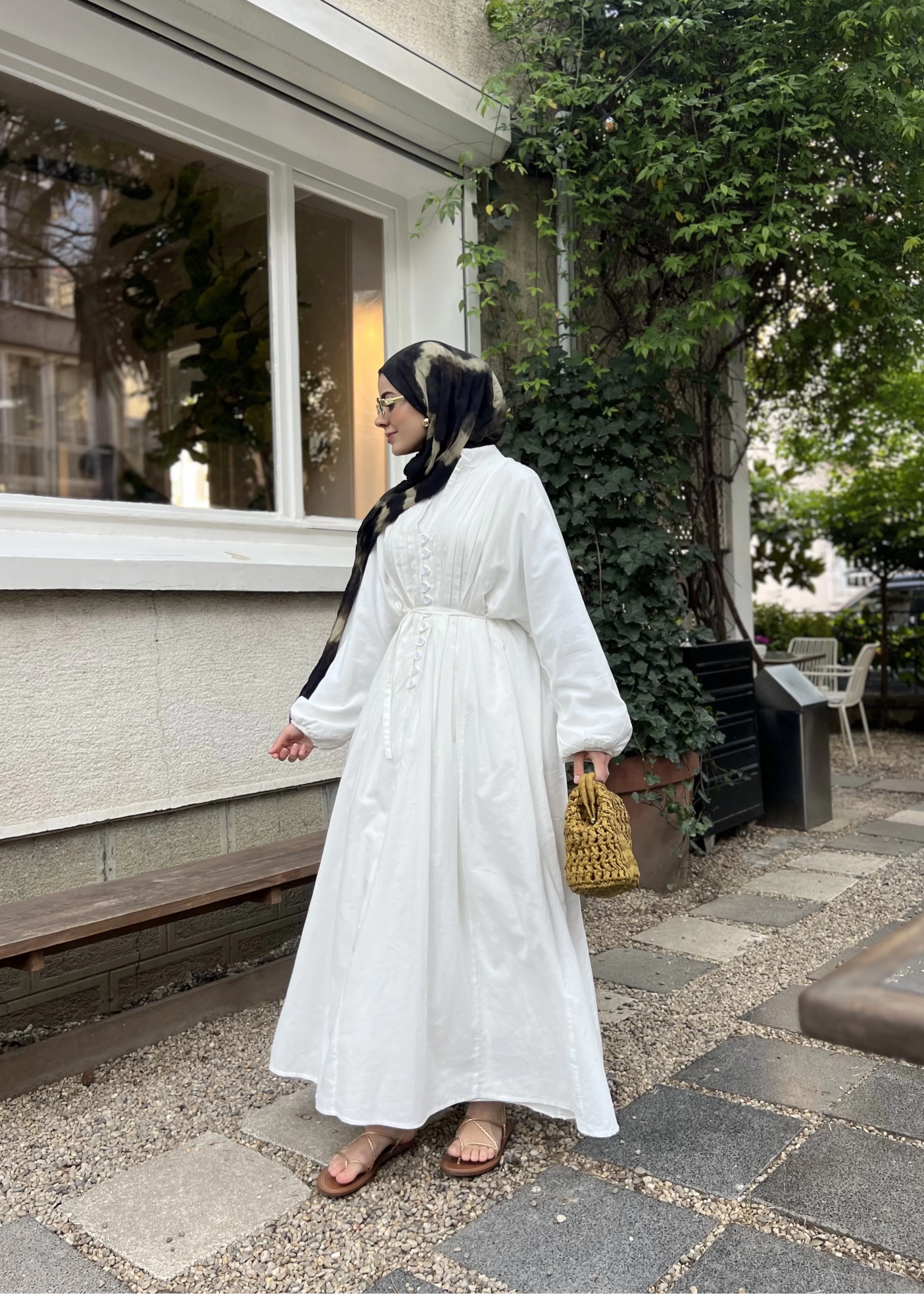 Önü Düğmeli vual elbise beyaz