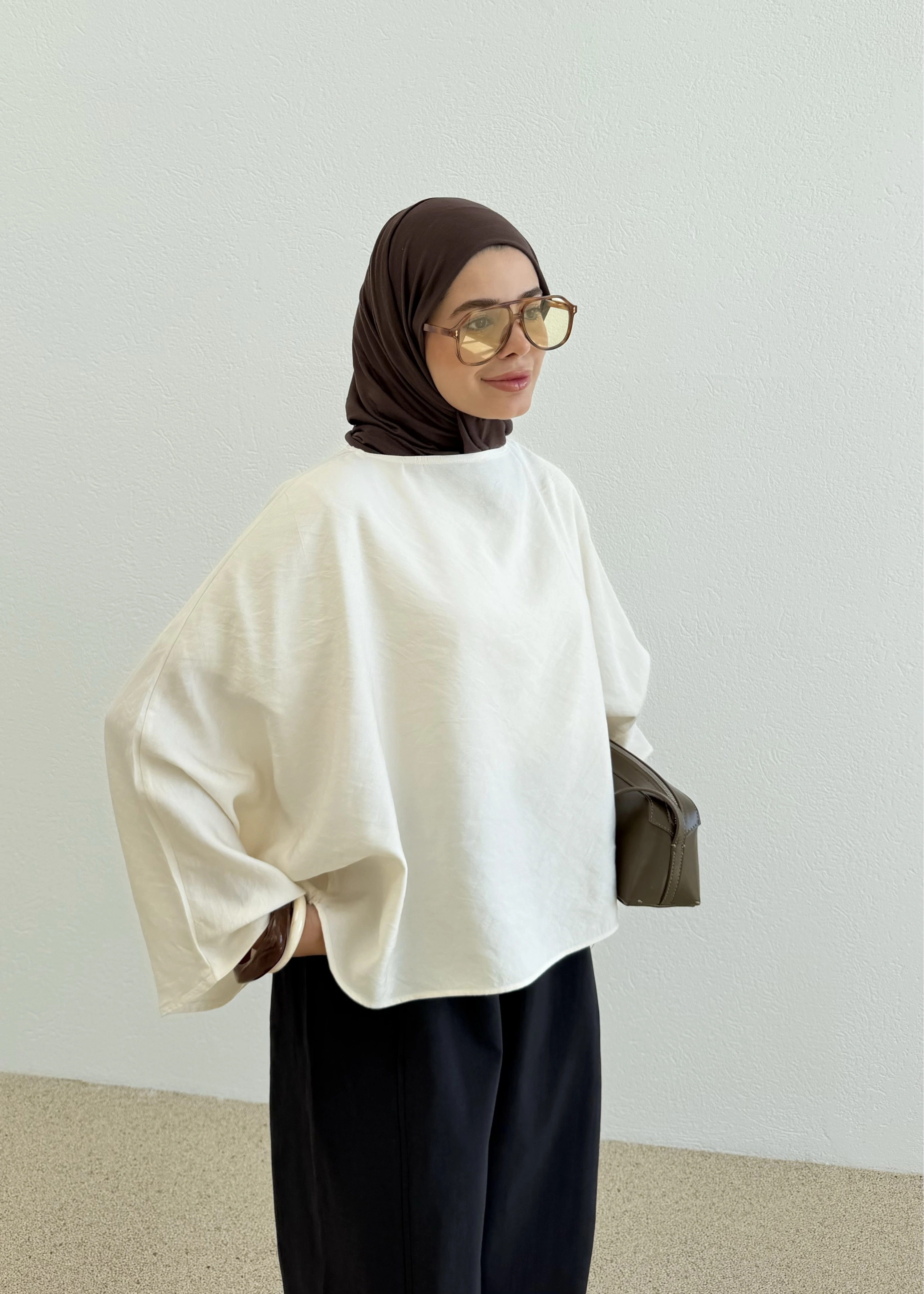OVERSİZE DÖKÜMLÜ YARASA KOL BLUZ bej