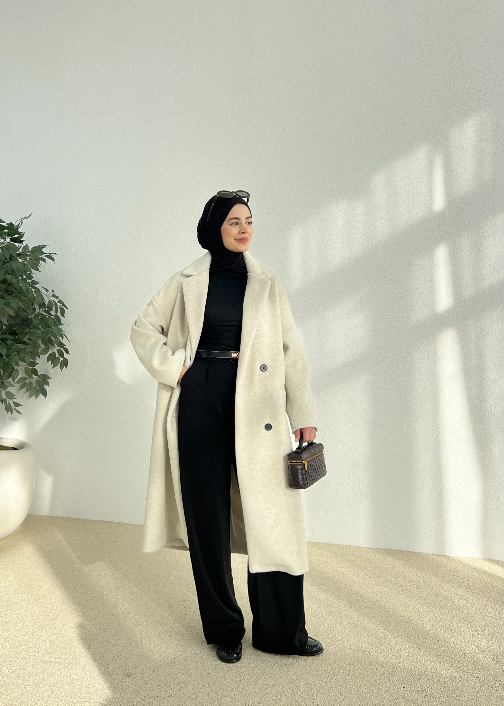 Oversize Premium Kalite Kaban Bej // Siyah Düğmeli